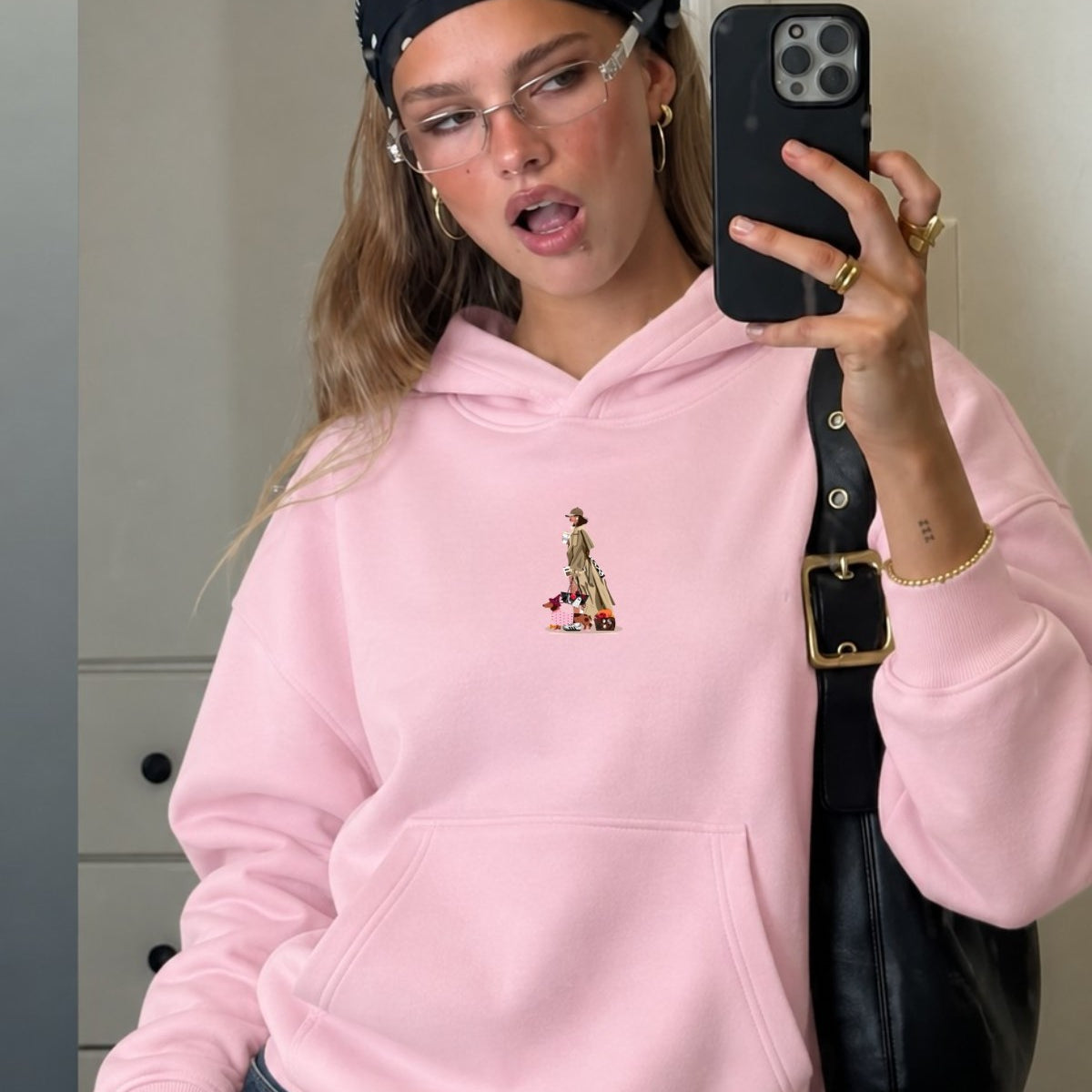 Kadın Oversize Hoodie City Walk Baskılı Pembe – Kapüşonlu, Kanguru Cepli, 3 İplik Polar