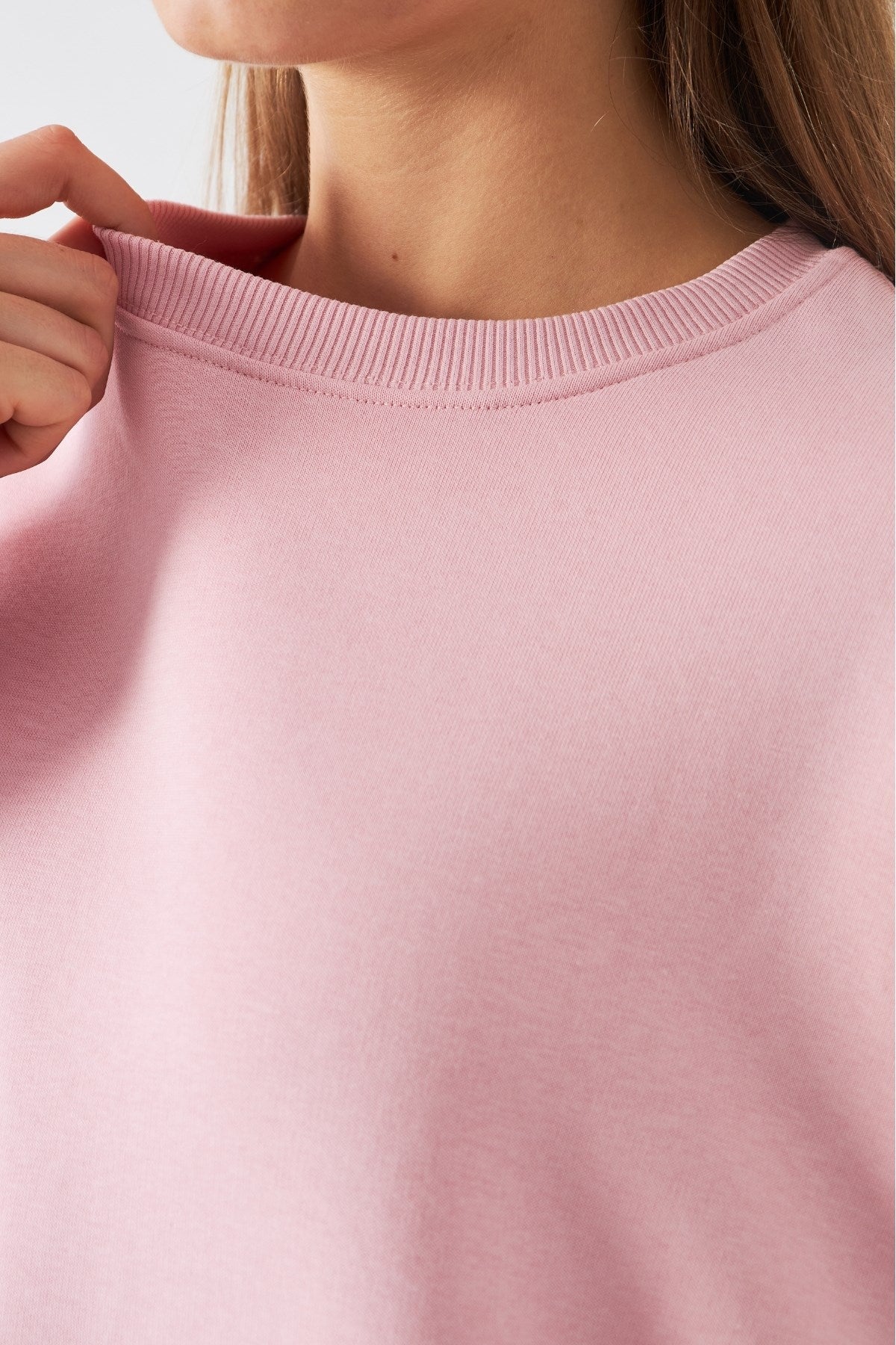 Unisex Oversize Sweatshirt Basic Pembe – Bisiklet Yaka, 3 İplik Şardonlu Polar