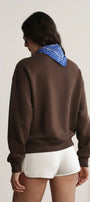 Kadın Oversize Sweatshirt Ranch Bear Baskılı Kahverengi – Bisiklet Yaka, 3 İplik Şardonlu Polar