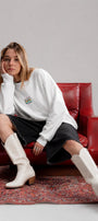 Kadın Oversize Sweatshirt Retro Kaset Baskılı Beyaz – Bisiklet Yaka, 3 İplik Şardonlu Polar