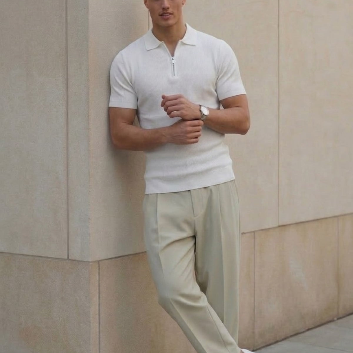 Erkek Dokulu Fitilli Triko Tişört Beyaz - Polo Yaka, Yarım Fermuar, Fit, Yazlık, Örme 