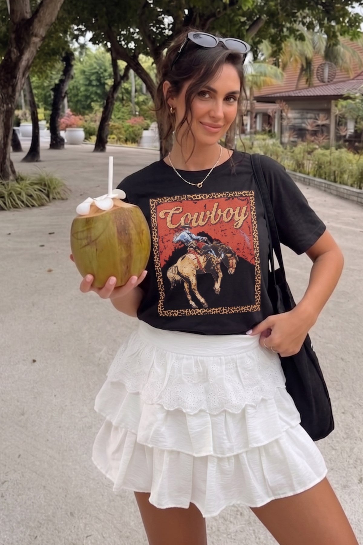 Kadın Sierra Volanlı Mini Etek Şort Beyaz – %100 Pamuk, Yandan Fermuarlı