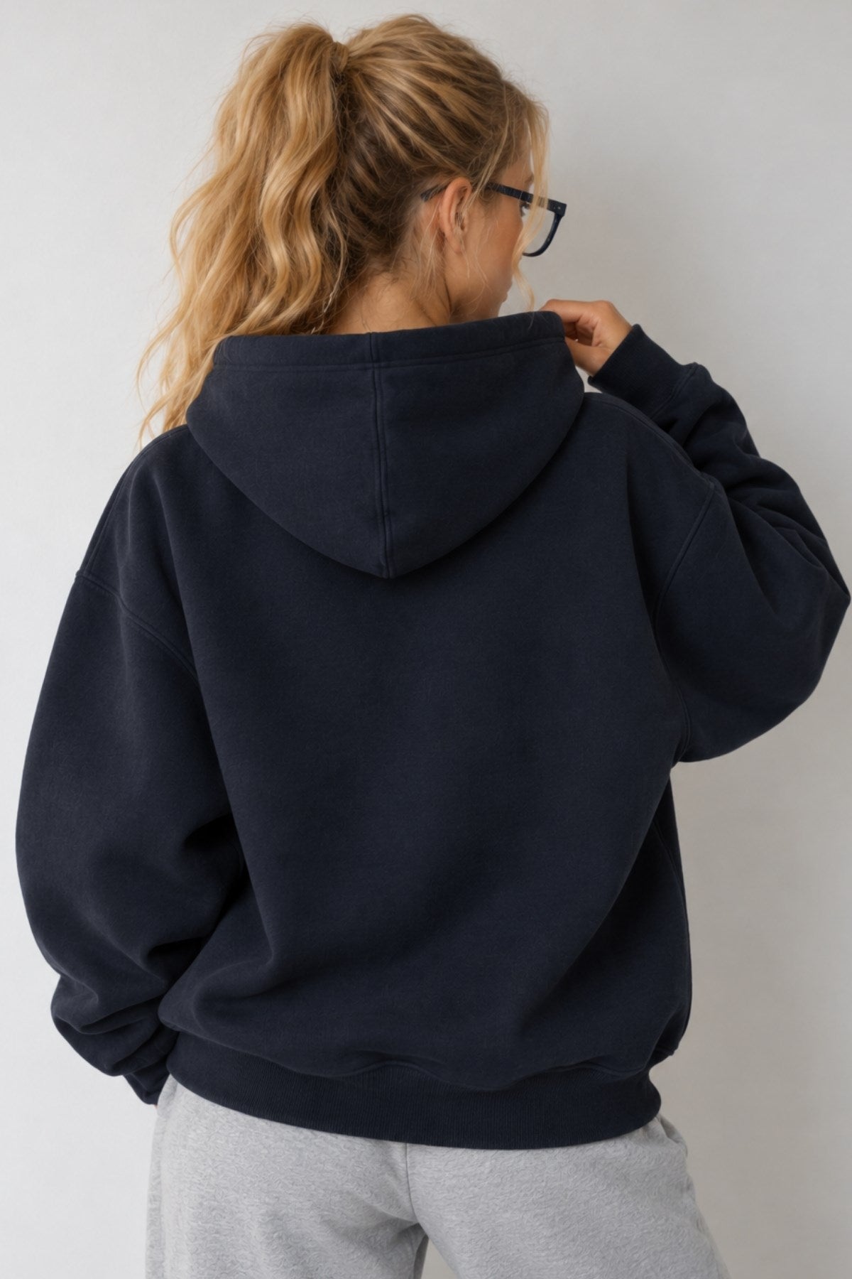 Kadın Oversize Hoodie Amore Baskılı Lacivert – Kapüşonlu, Kanguru Cepli, 3 İplik Şardonlu Polar