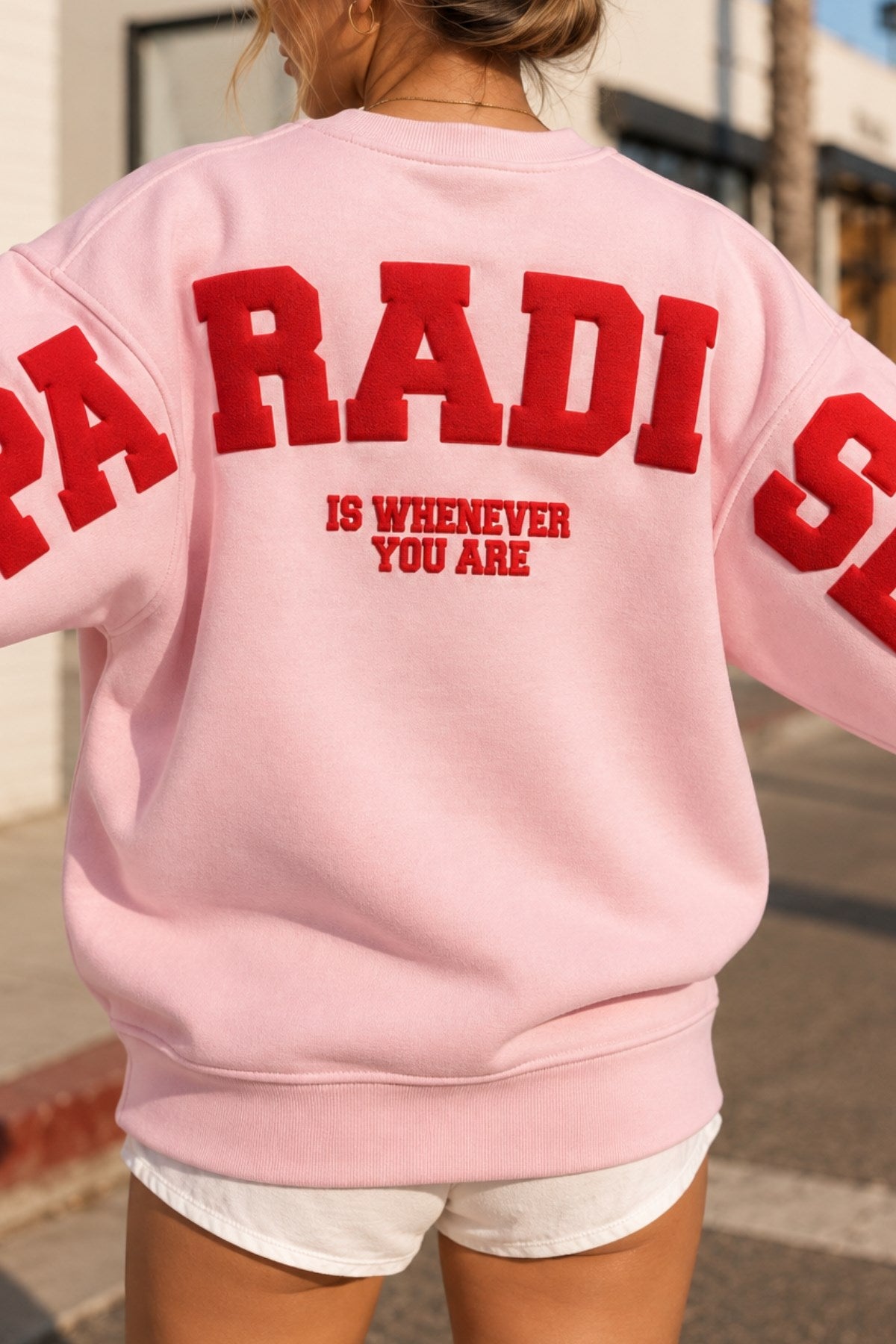 Kadın Oversize Sweatshirt Paradise Varsity Kabartma Baskılı Pembe – Bisiklet Yaka, 3 İplik Şardonlu Polar