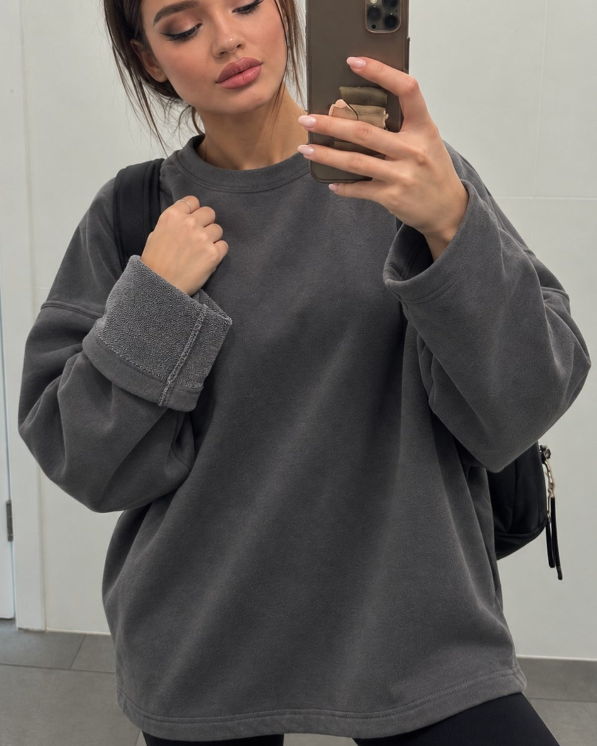 Kadın Relaxed Fit Sweatshirt Basic Füme – Bisiklet Yaka, 3 İplik Şardonsuz, Düşük Omuz, Geniş Kol