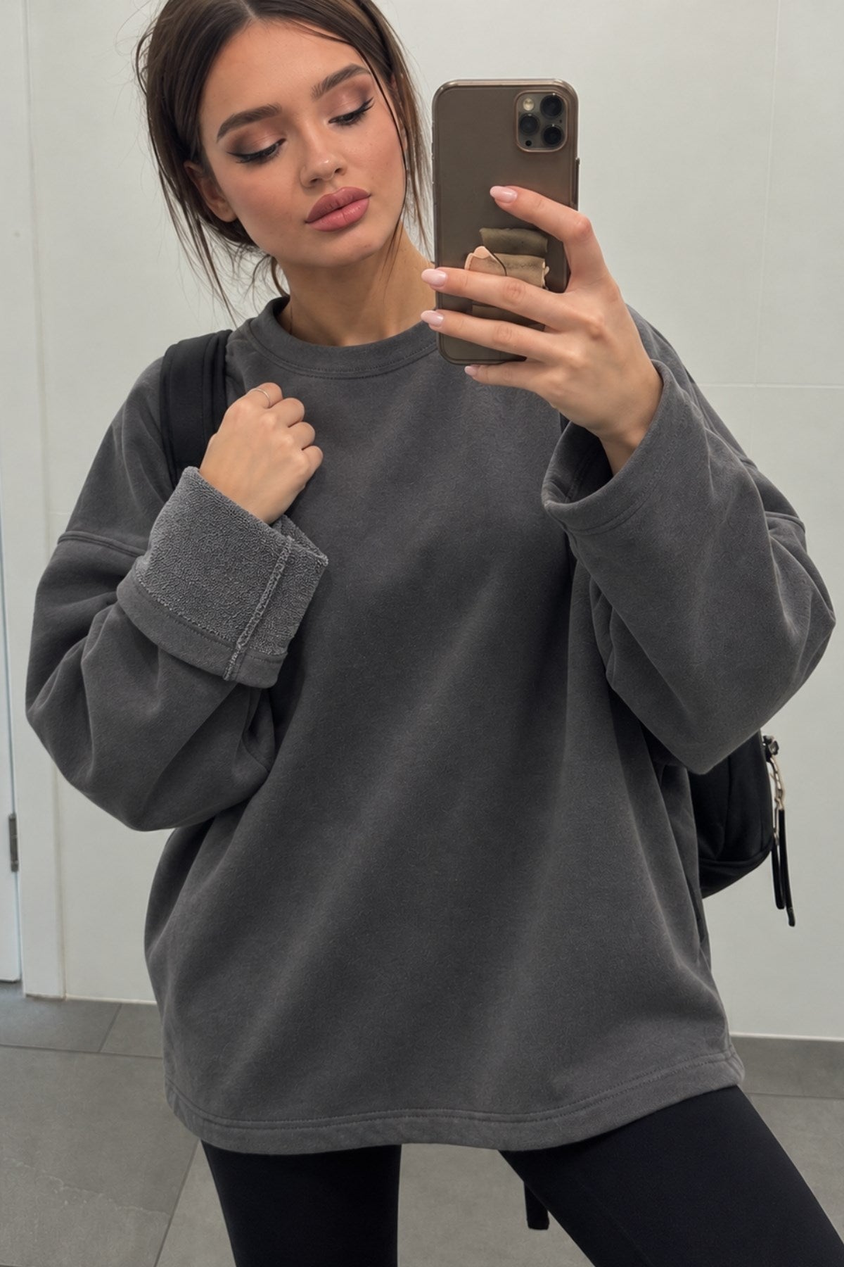 Kadın Relaxed Fit Sweatshirt Basic Füme – Bisiklet Yaka, 3 İplik Şardonsuz, Düşük Omuz, Geniş Kol