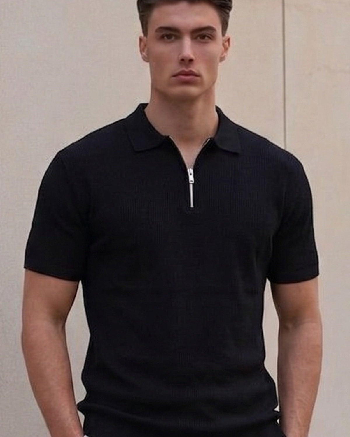 Erkek Dokulu Fitilli Triko Tişört Siyah - Polo Yaka, Yarım Fermuar, Fit, Yazlık, Örme 