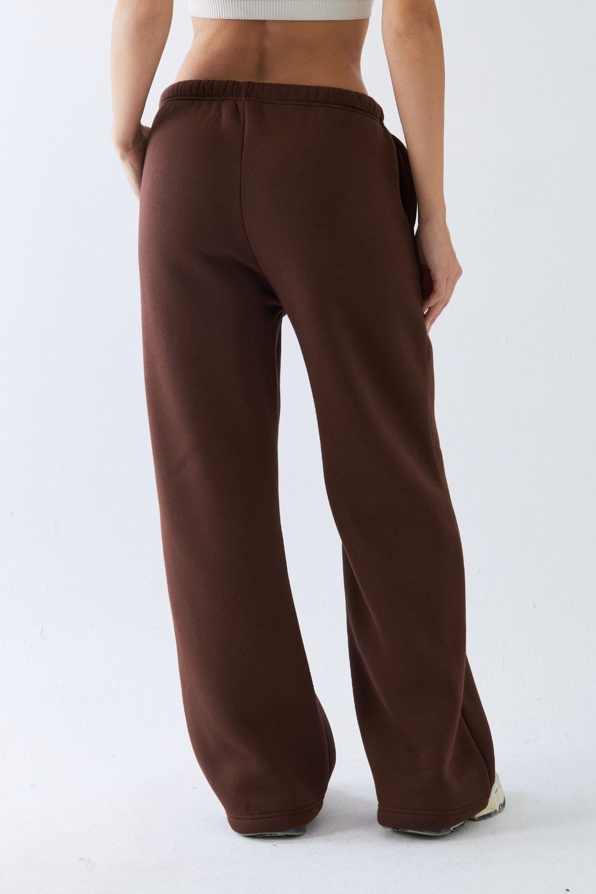 Oversize Unisex Eşofman Altı Kahverengi – 3 İplik Şardonlu, Bol Paça, Cepli, Modern Rahat Kesim