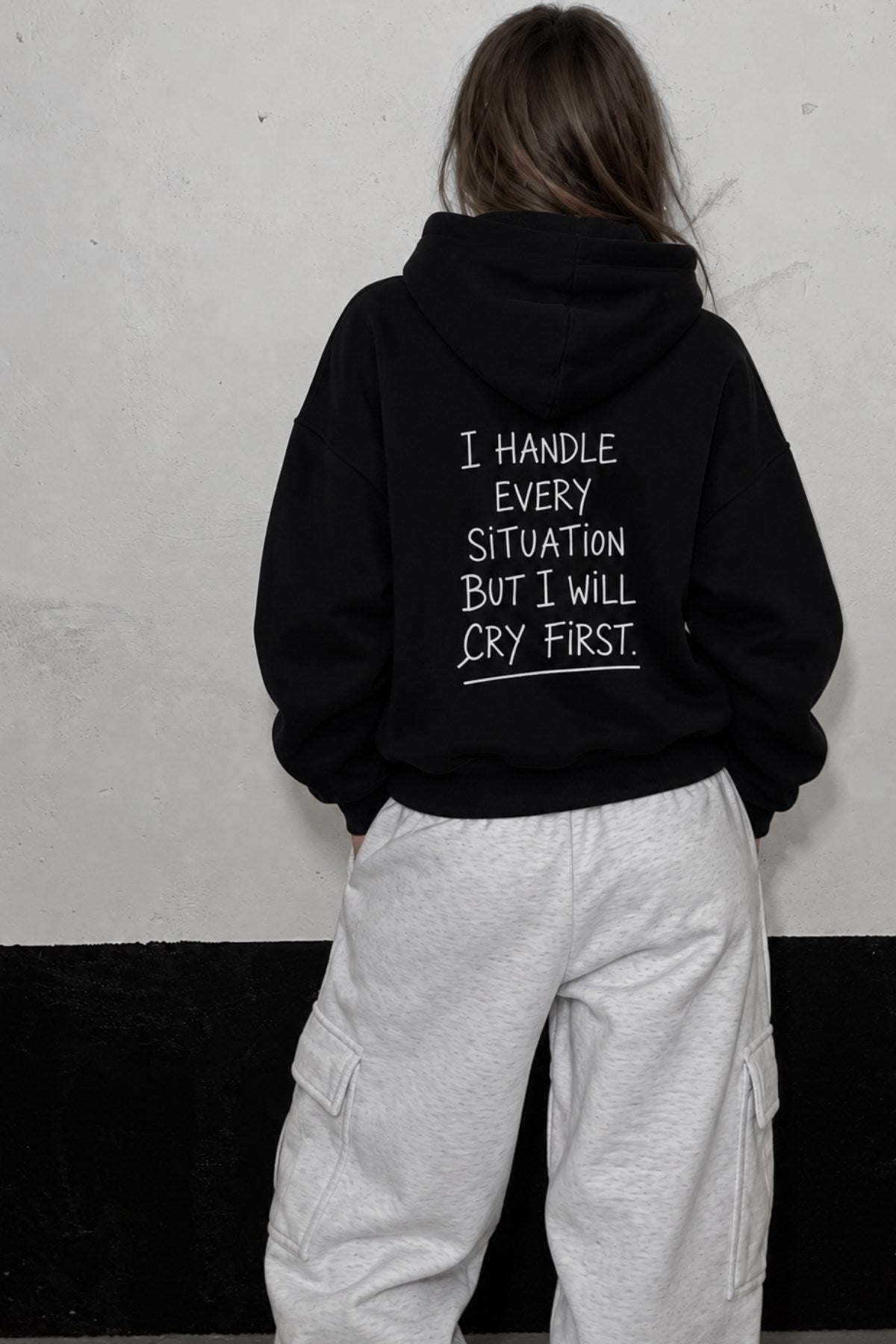Kadın Oversize Hoodie Cry First Baskılı Siyah – Kapüşonlu, Kanguru Cepli, 3 İplik Şardonlu Polar