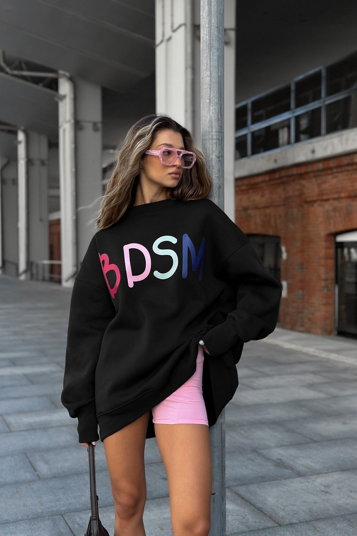 Kadın Oversize Sweatshirt Elbise Color Pop Baskılı Siyah – Bisiklet Yaka, 3 İplik Şardonlu Polar