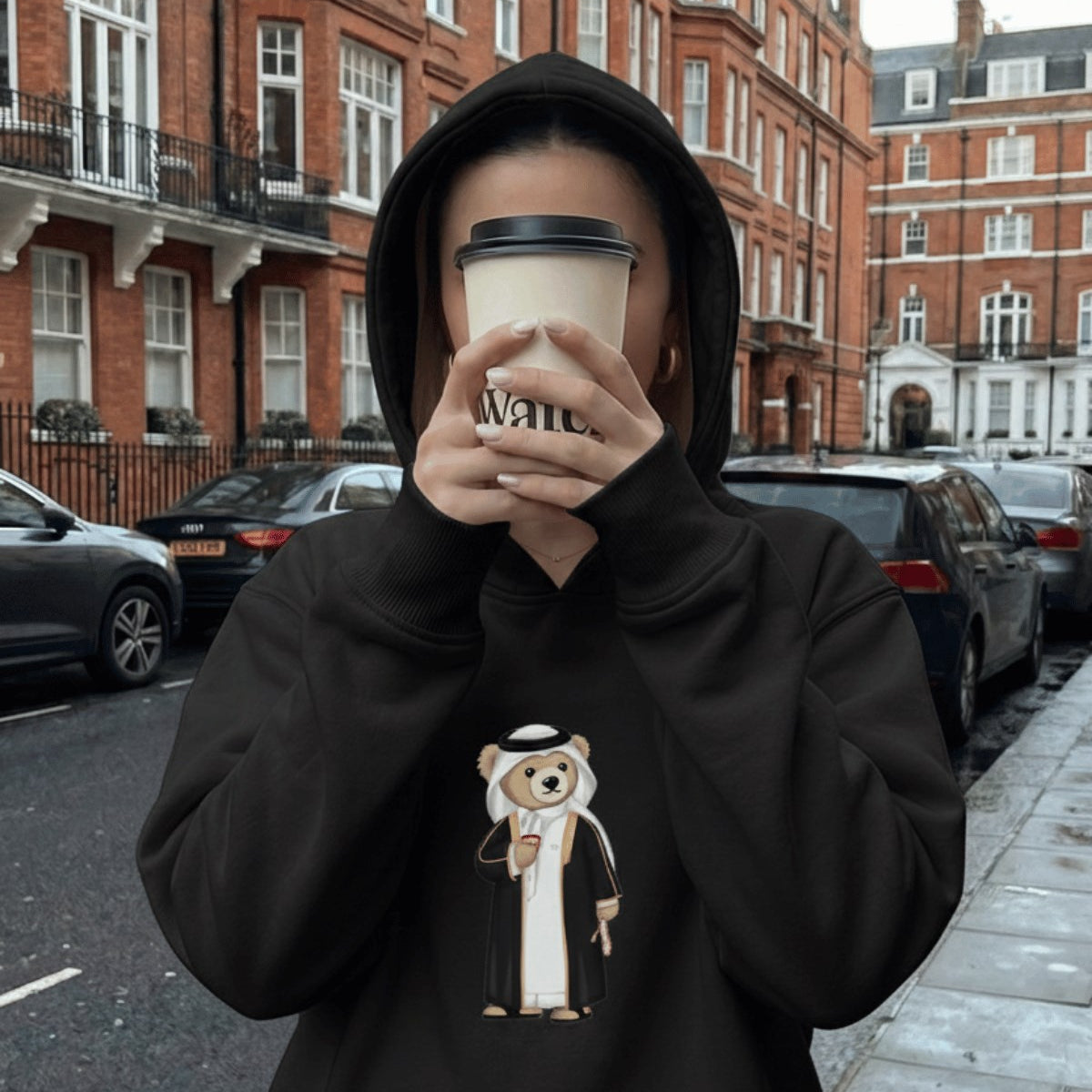 Kadın Oversize Sweatshirt Hoodie Qatari Bear Black Siyah – Kapüşonlu, 3 İplik Polar, Kanguru Cepli
