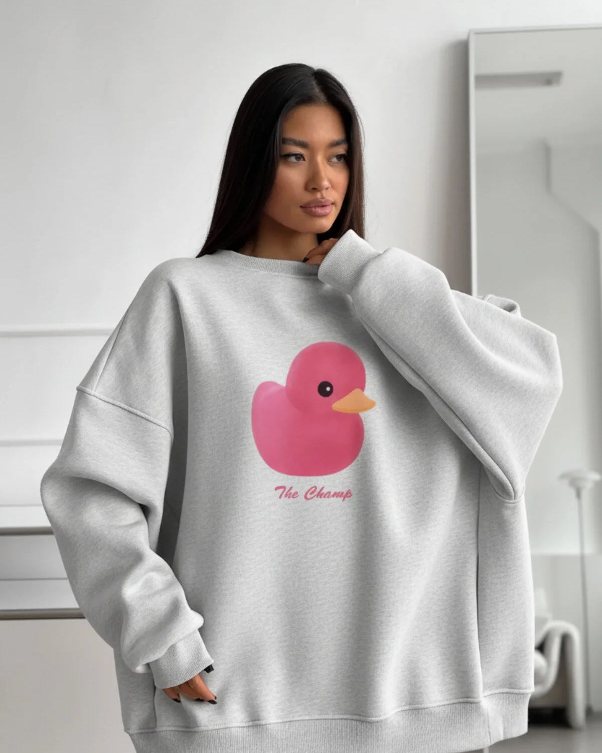 Kadın Gri Melanj Bisiklet Yaka Sweatshirt Elbise– Pembe Ördek Baskılı 3 İplik Şardonlu Oversize