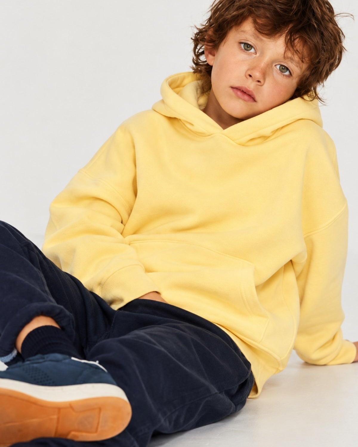 Erkek Çocuk Oversize Basic Hoodie Sweatshirt Sarı – Kapüşonlu, Kanguru Cepli, 3 İplik Polar