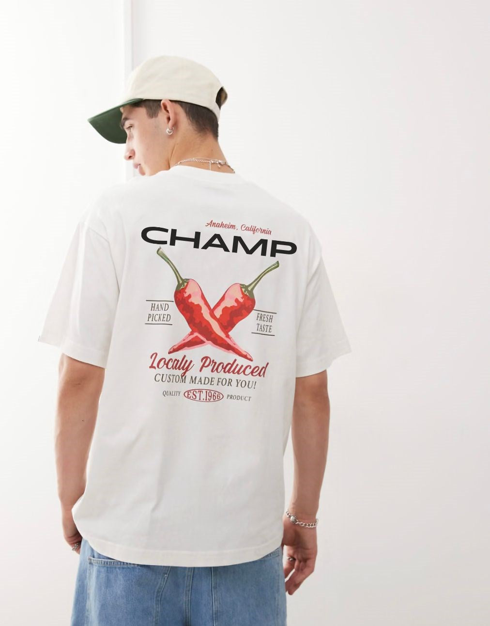  Unisex Beyaz Oversize Champ Yazılı Arkası Biber Baskılı Tişört