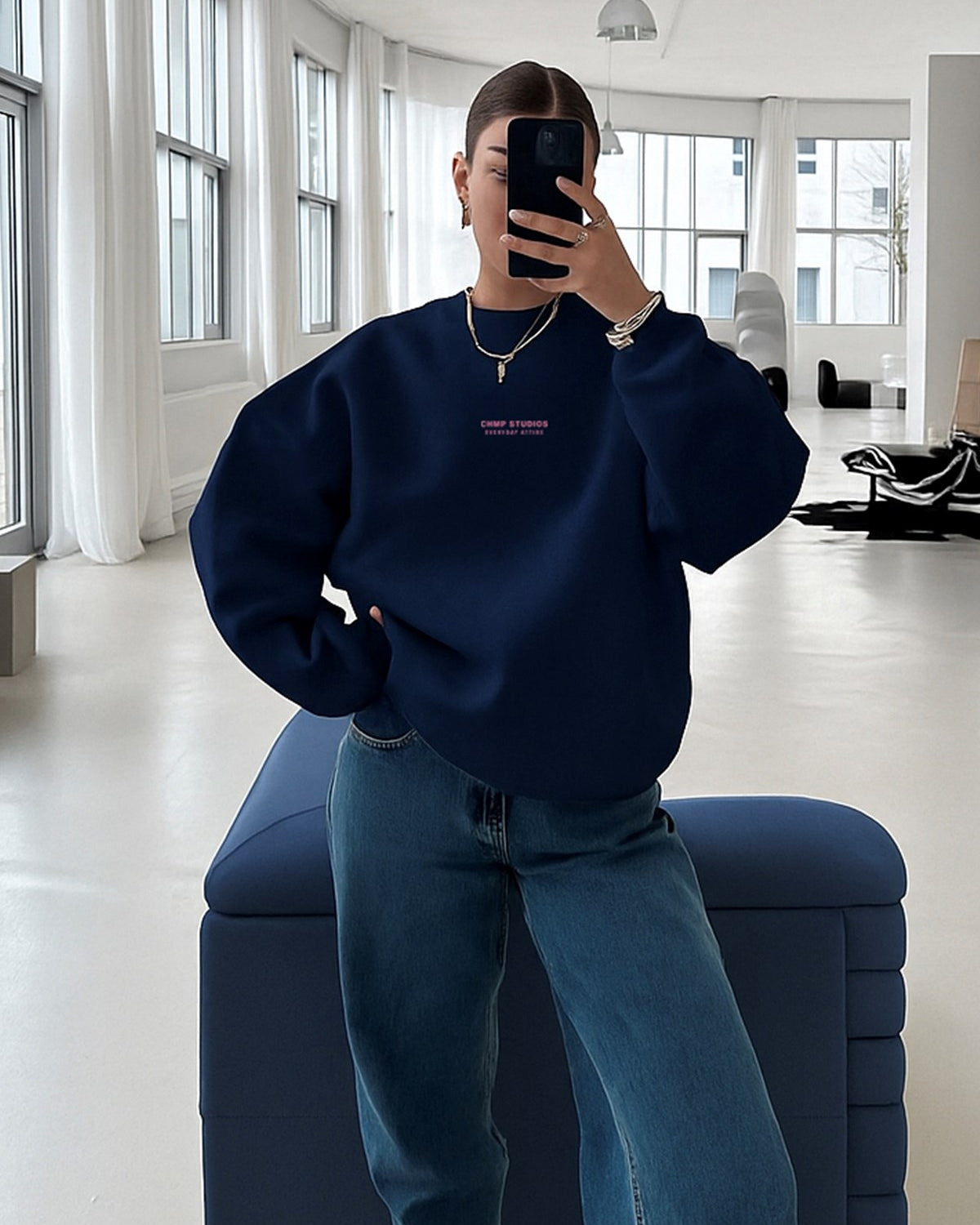 Kadın Oversize Sweatshirt CHMP STUDIOS Lacivert – Bisiklet Yaka, 3 İplik Şardounlu Polar