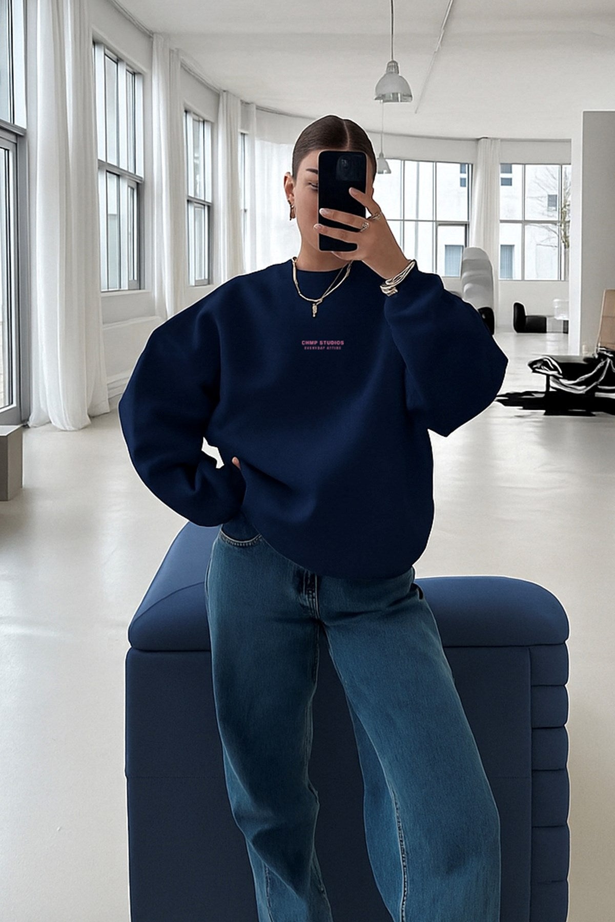 Kadın Oversize Sweatshirt CHMP STUDIOS Lacivert – Bisiklet Yaka, 3 İplik Şardounlu Polar