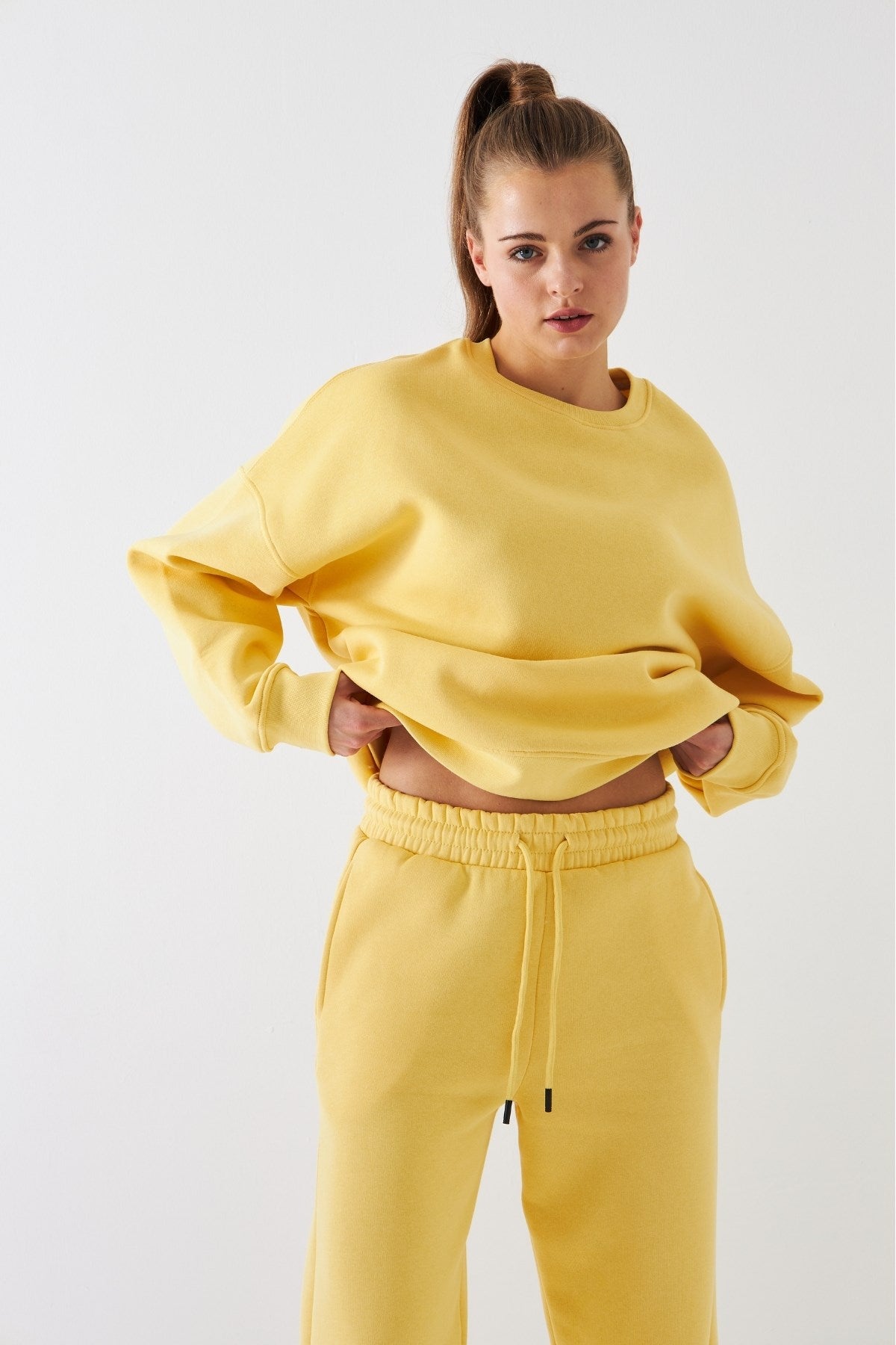 Unisex Oversize Sweatshirt Basic Sarı – Bisiklet Yaka, 3 İplik Şardonlu Polar