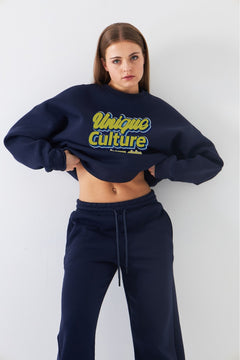 Kadın Oversize Sweatshirt Unique Culture Baskılı Lacivert – Bisiklet Yaka, 3 İplik Şardonlu Polar