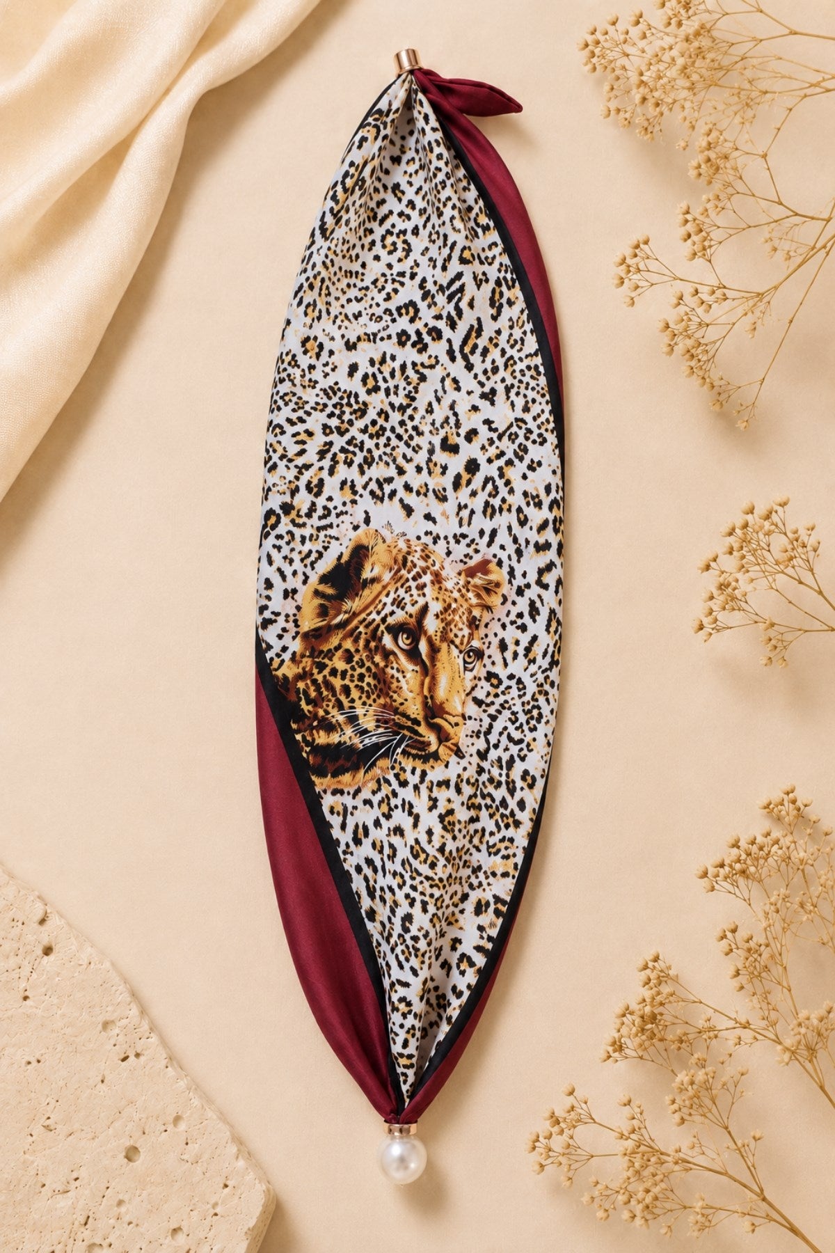 Kadın Leopard Pearl Mıknatıslı Fular Aksesuarlı Atlet Siyah – Likralı Esnek Kumaş, Modern Form