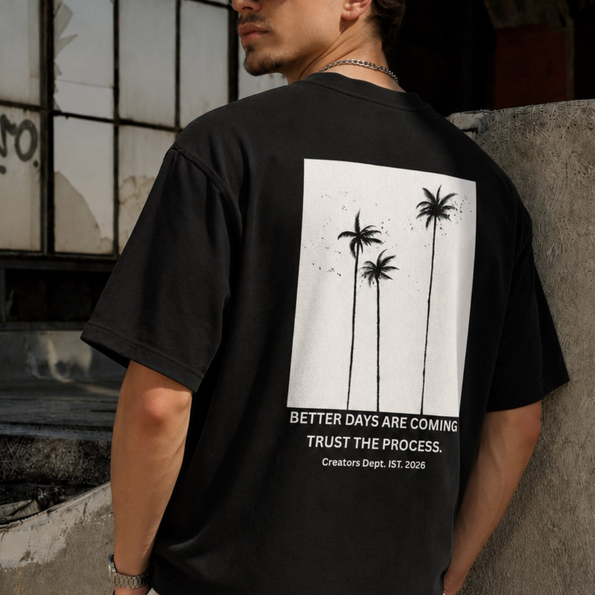 Erkek Oversize Tişört Better Days Are Coming Baskılı Siyah – Bisiklet Yaka, Rahat Kalıp, %100 Pamuk