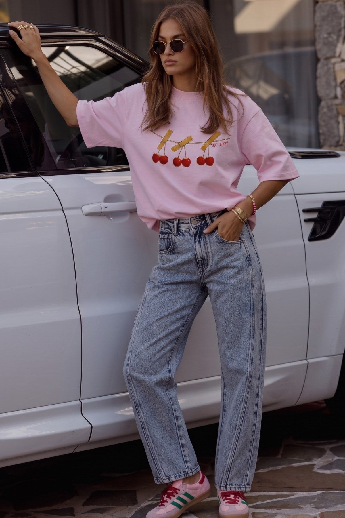 Kadın Oversize Tişört Cherry Mood Baskılı Pembe – Bisiklet Yaka, Rahat Kalıp, %100 Pamuk