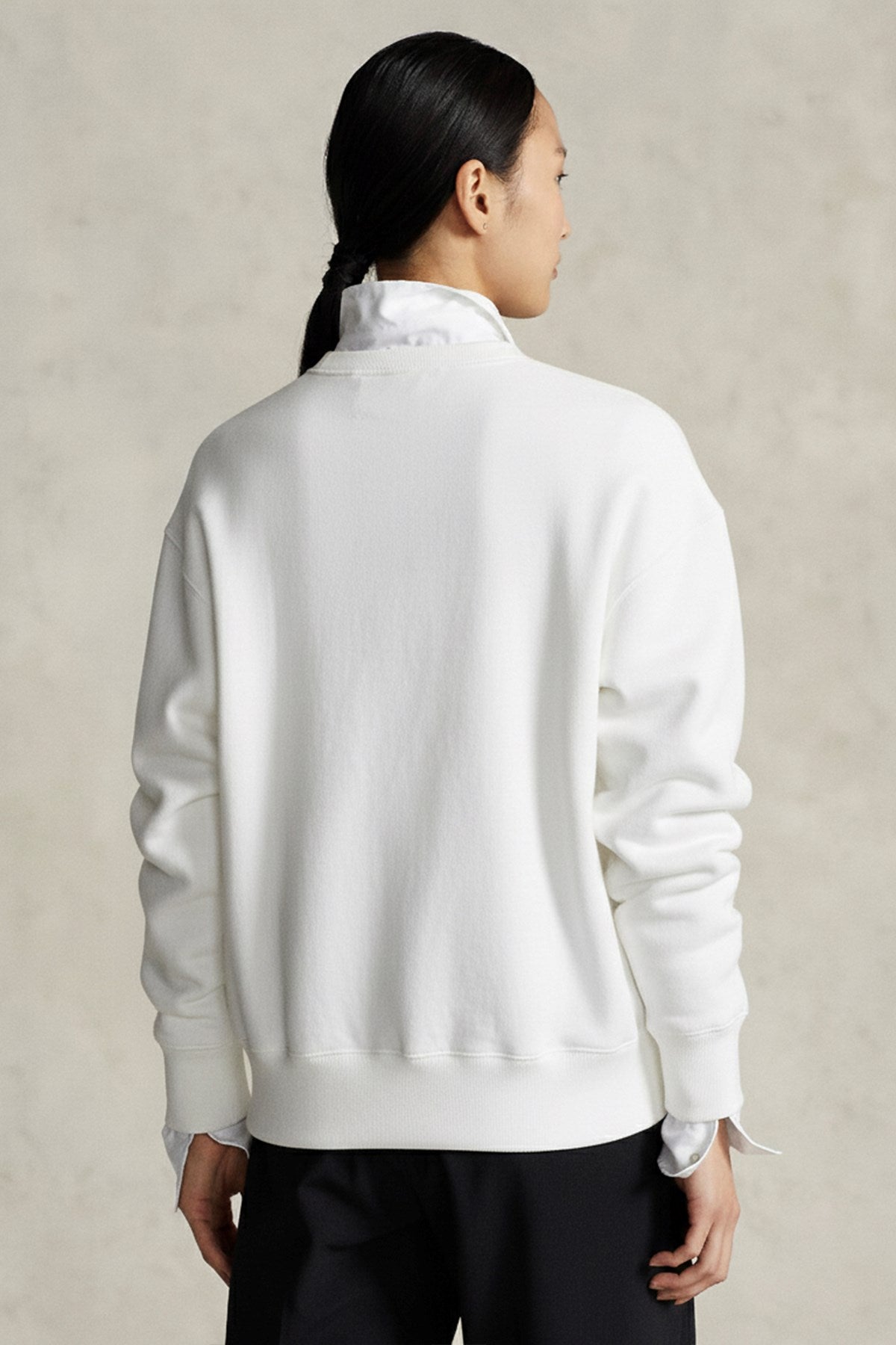 Kadın Oversize Sweatshirt Parisian Bear Baskılı Beyaz – Bisiklet Yaka, 3 İplik Şardonlu 