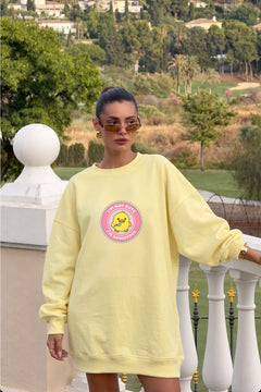 Kadın Oversize Sweatshirt Elbise Dangerous Chick Baskılı Sarı – Uzun Boy, 3 İplik Şardonlu Polar