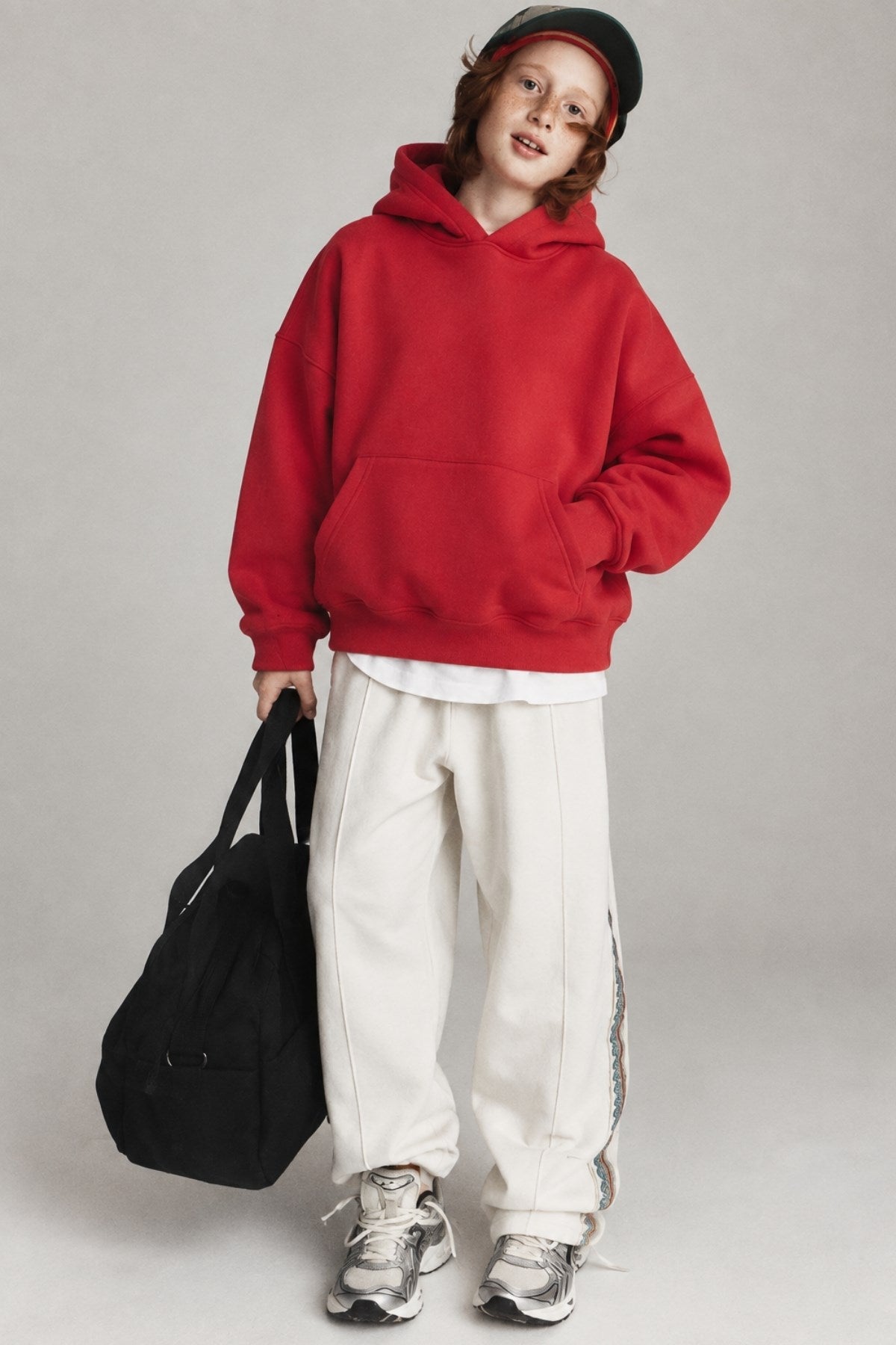 Erkek Çocuk Oversize Basic Hoodie Sweatshirt Kırmızı – Kapüşonlu, Kanguru Cepli, 3 İplik Polar
