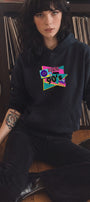 Kadın Oversize Hoodie Back To The 90’s Baskılı Siyah - Kapüşonlu, Kanguru Cepli, 3 İplik Polar