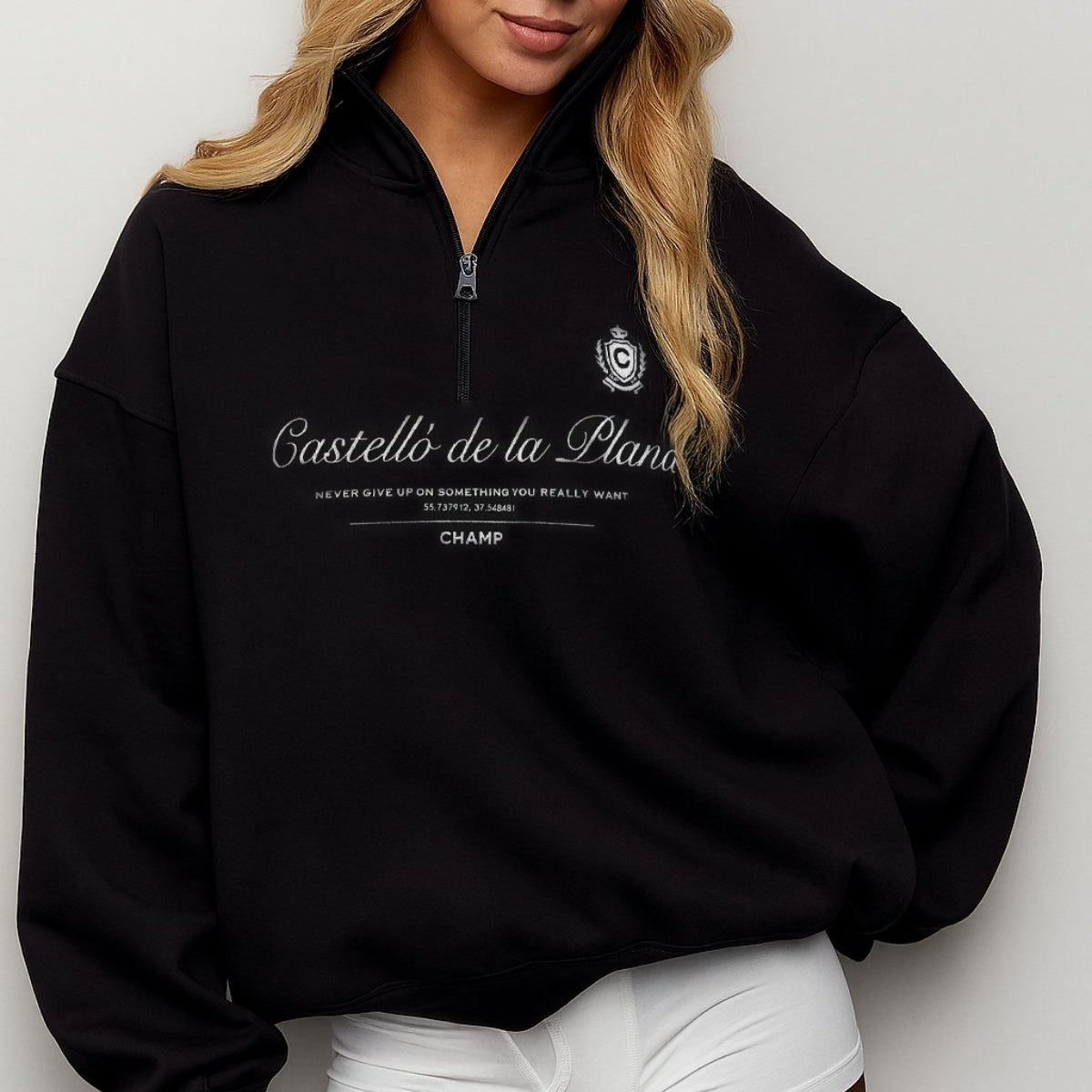Kadın Siyah Castelló de la Plana Yazılı Fermuarlı Yarım Balıkçı Yaka Oversize Sweatshirt – Şehir ve Spor Stil
