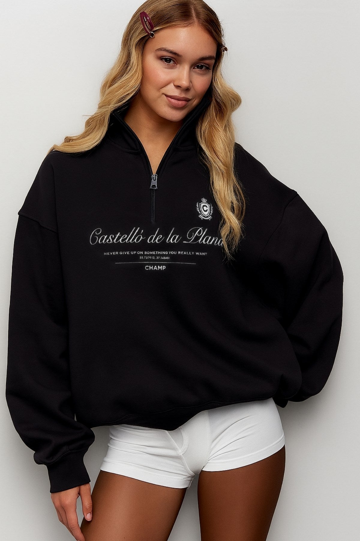 Kadın Siyah Castelló de la Plana Yazılı Fermuarlı Yarım Balıkçı Yaka Oversize Sweatshirt – Şehir ve Spor Stil