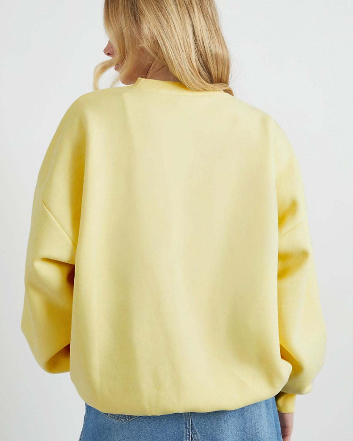Kadın Oversize Sweatshirt Pembe Kurdele Baskılı Sarı – Bisiklet Yaka, 3 İplik Şardonlu Polar