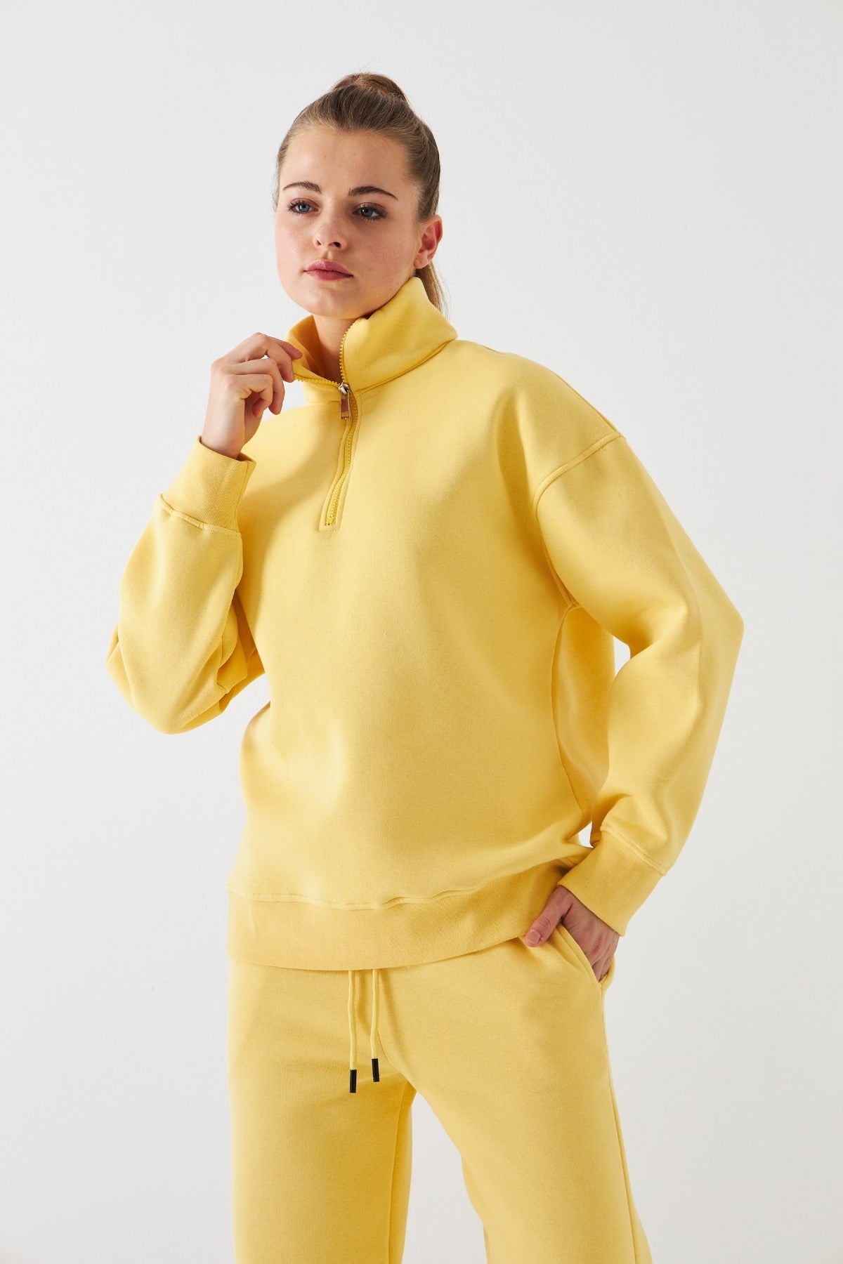 Unisex Oversize Sweatshirt Basic Sarı – Yarım Fermuar Dik Yaka, 3 İplik Şardonlu Polar