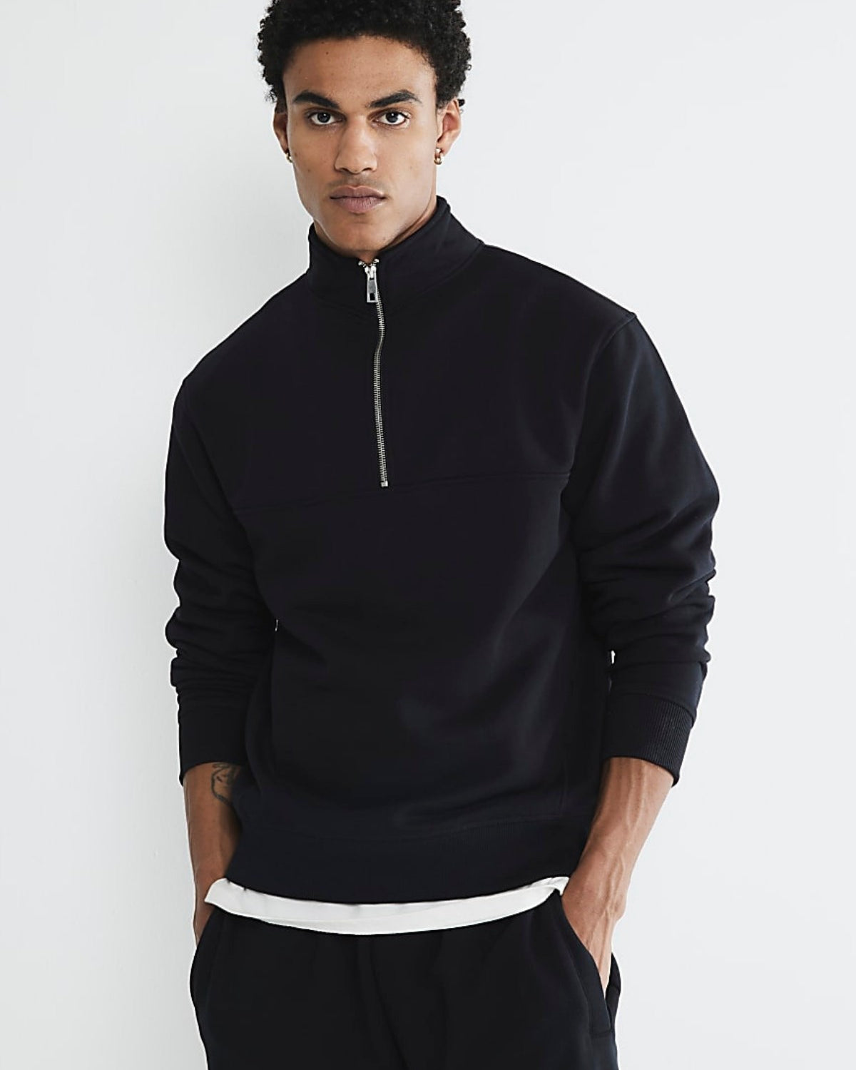 Erkek Siyah Yarım Fermuarlı Sweatshirt 3 İplik Şardonlu Oversize Kesim