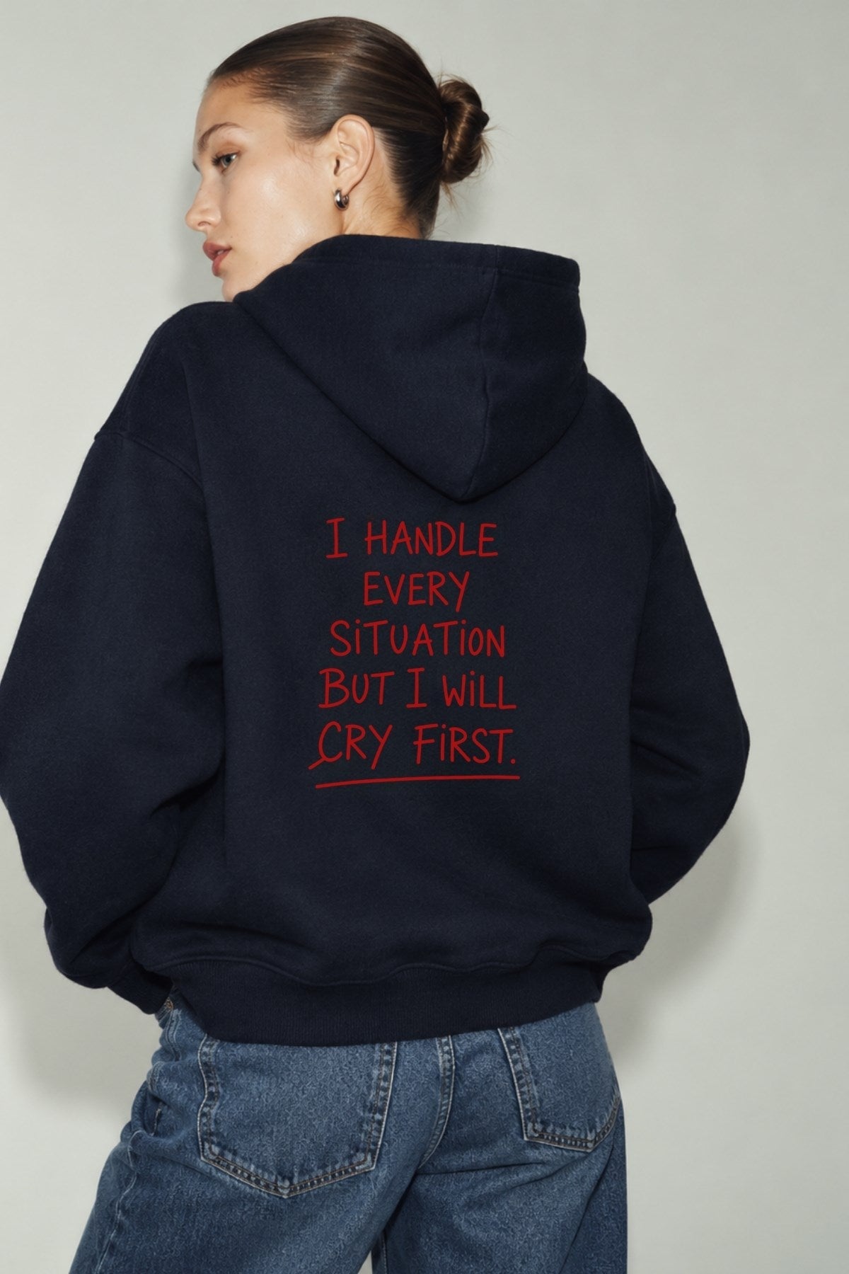 Kadın Oversize Hoodie Cry First Baskılı Lacivert – Kapüşonlu, Kanguru Cepli, 3 İplik Şardonlu Polar