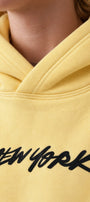 Erkek Çocuk Oversize Hoodie Sweatshirt DAY IN NYC Baskılı Sarı – Kapüşonlu, Cepli, 3 İplik Polar