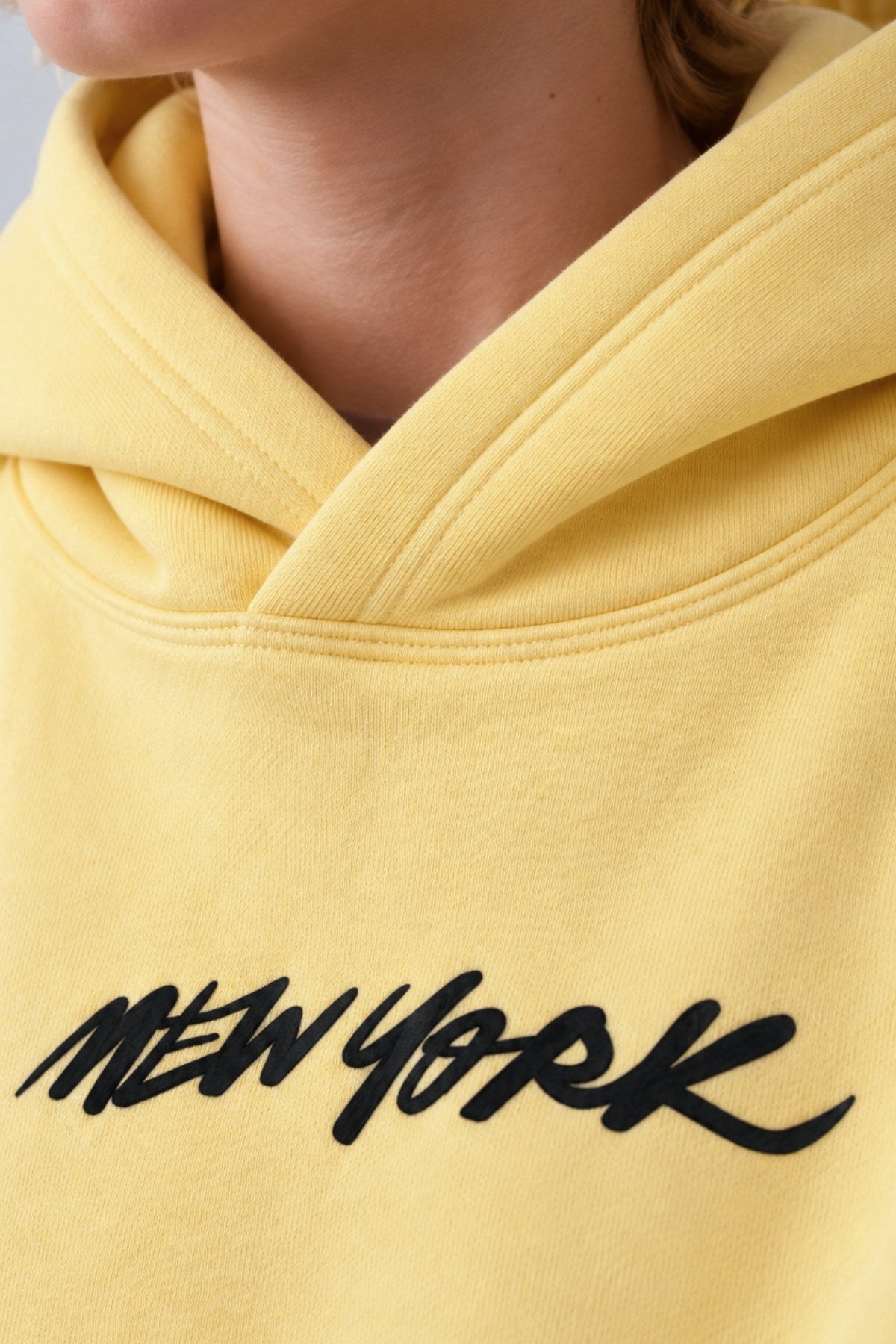 Erkek Çocuk Oversize Hoodie Sweatshirt DAY IN NYC Baskılı Sarı – Kapüşonlu, Cepli, 3 İplik Polar