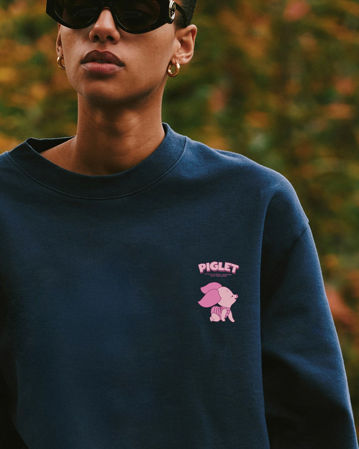 Kadın Oversize Sweatshirt Piglet Dreams Baskılı Lacivert – Bisiklet Yaka, 3 İplik Şardonlu Polar