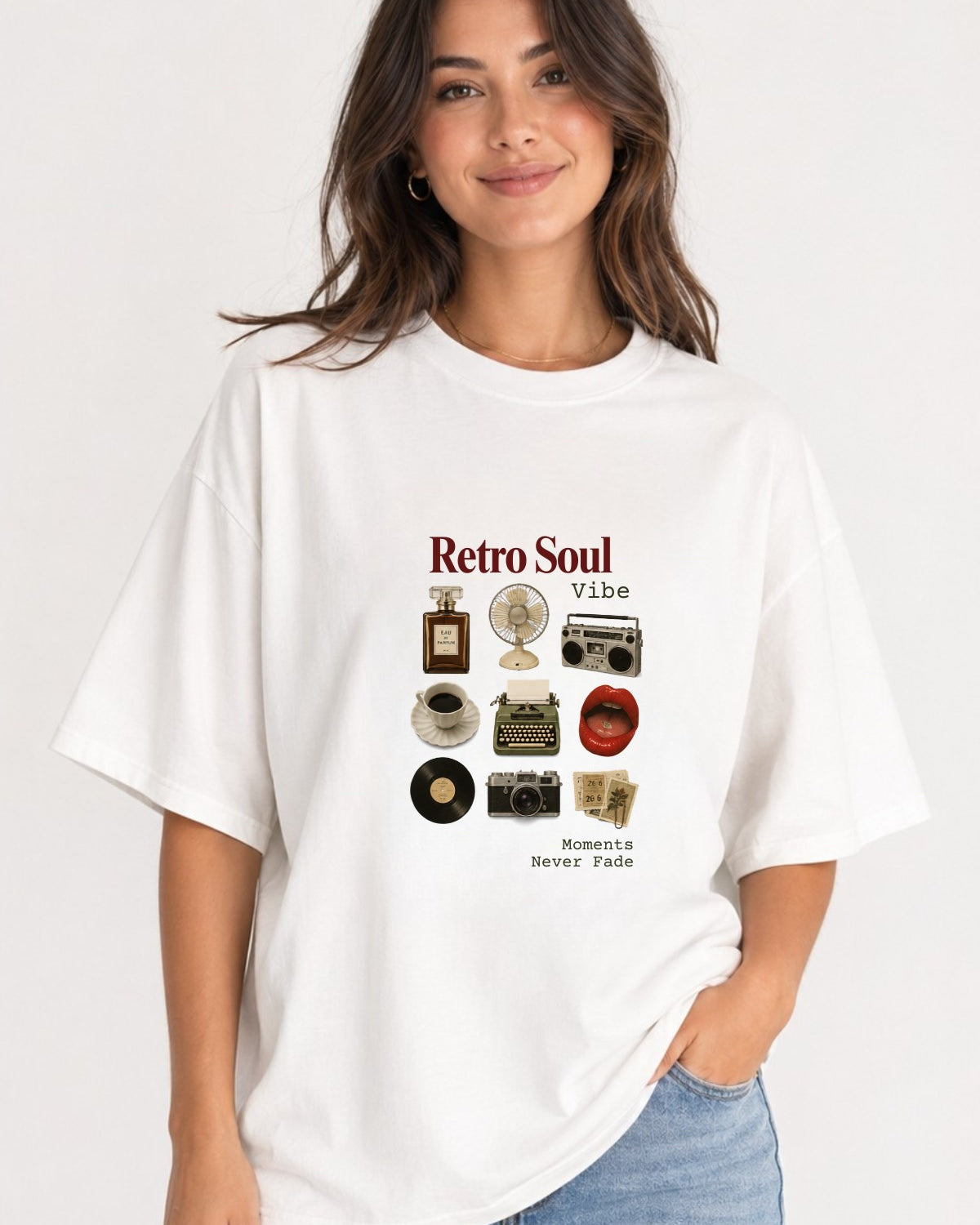Kadın Oversize Tişört Retro Soul Vibe Baskılı Beyaz – Bisiklet Yaka, Rahat Kalıp, %100 Pamuk