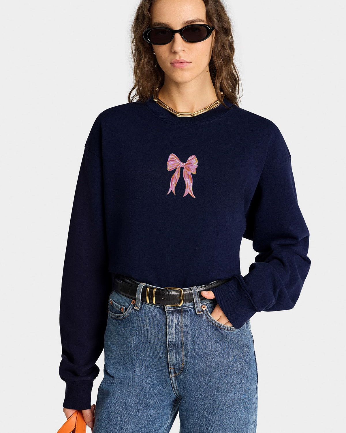 Kadın Oversize Sweatshirt Pembe Kurdele Baskılı Lacivert – Bisiklet Yaka, 3 İplik Şardonlu Polar