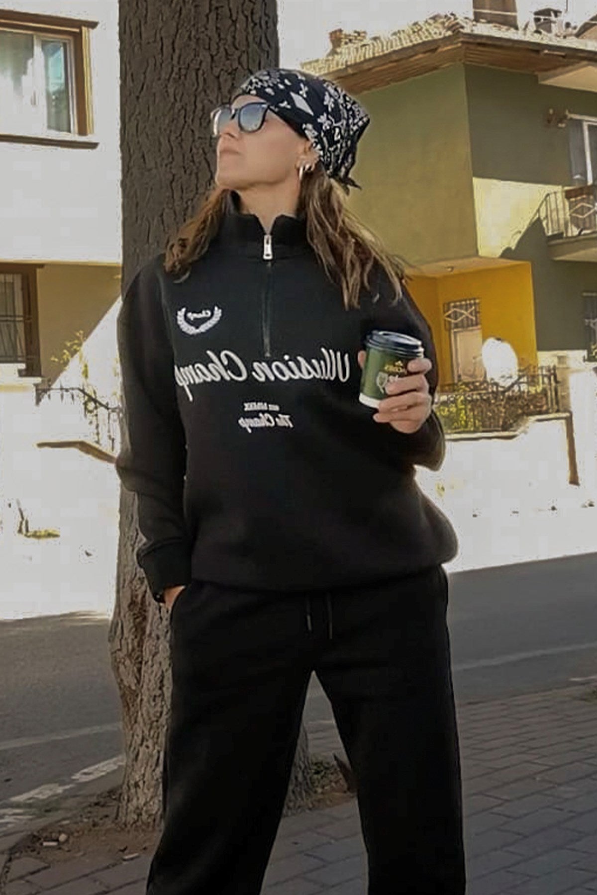 Unisex Oversize Ullusion Champ Baskılı Eşofman Takımı Siyah – Lastikli Bel ve Paça, Yarım Fermuar