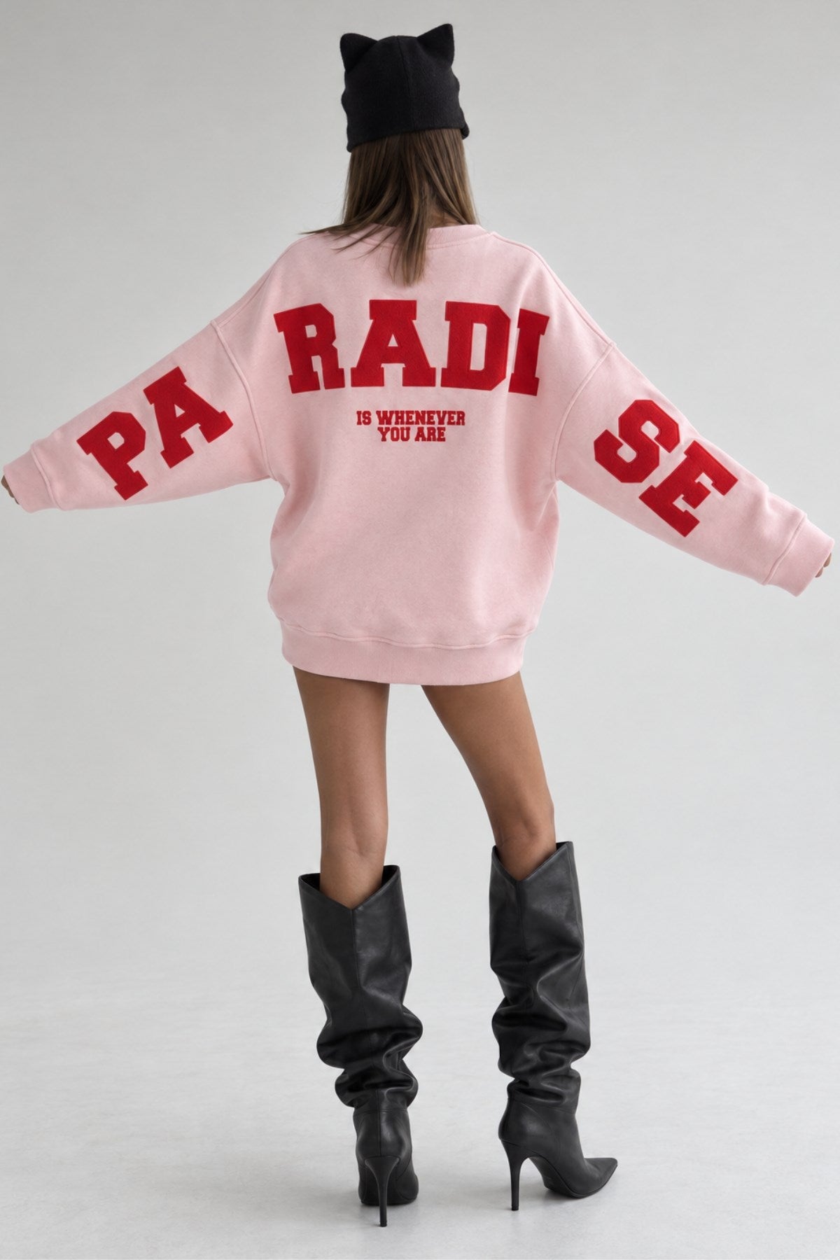 Kadın Oversize Sweatshirt Paradise Varsity Kabartma Baskılı Pembe – Bisiklet Yaka, 3 İplik Şardonlu Polar
