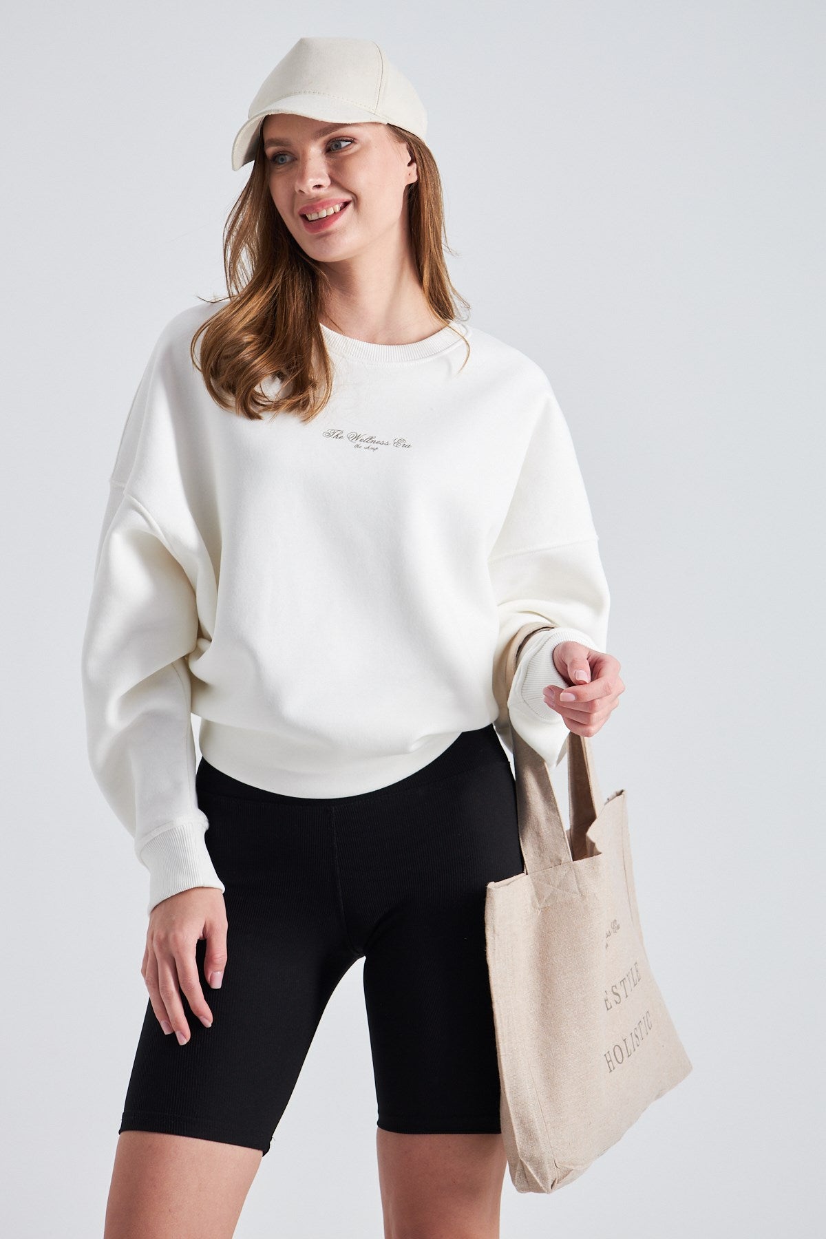 The Wellness Era Kahverenk Baskılı Oversize Beyaz Kadın Sweatshirt