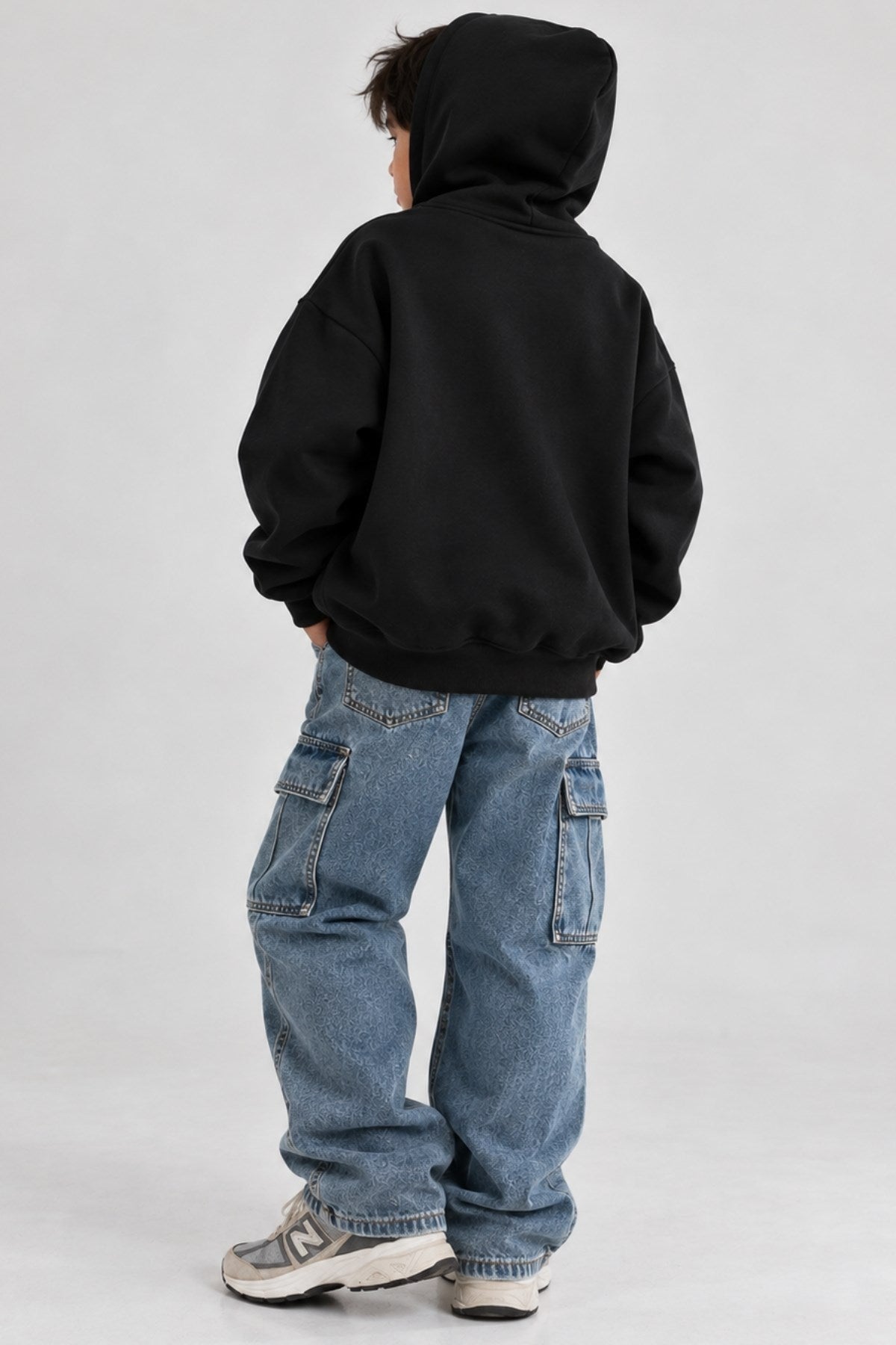 Erkek Çocuk Oversize Basic Hoodie Sweatshirt Siyah– Kapüşonlu, Kanguru Cepli, 3 İplik Polar