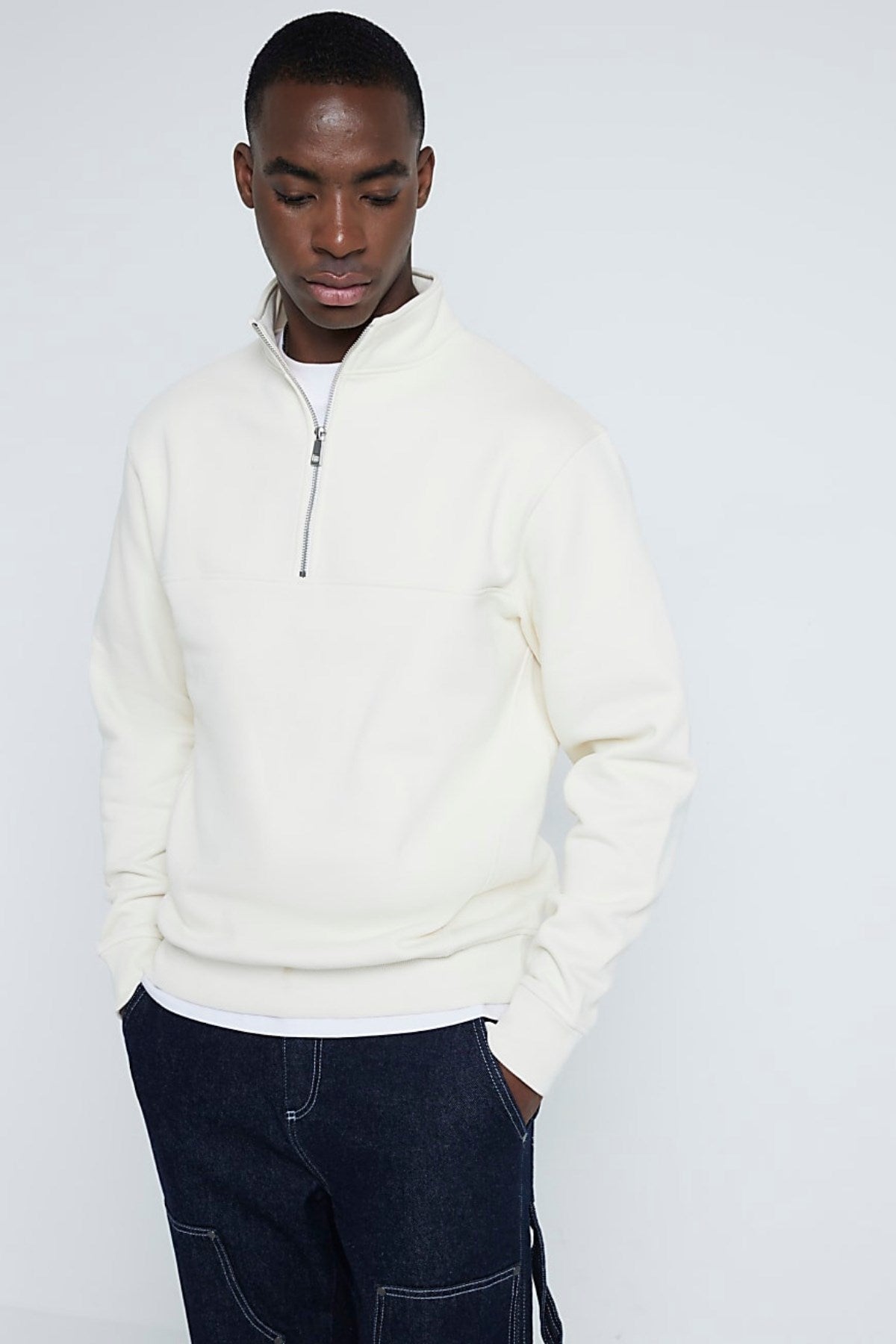 Erkek Ekru Yarım Fermuarlı Sweatshirt 3 İplik Şardonlu Oversize Kesim          ChatGPT’ye sor