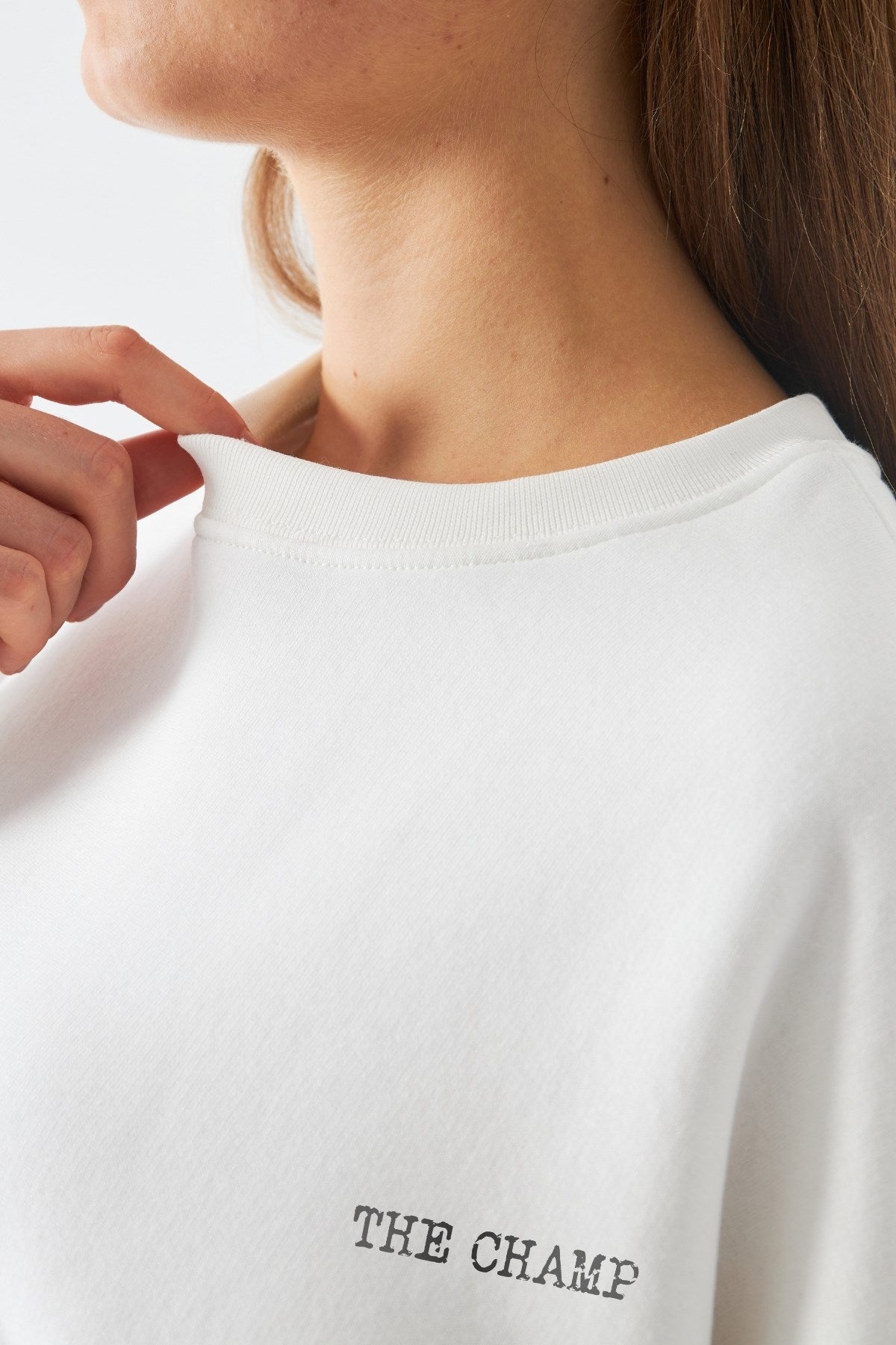 Kadın Oversize Sweatshirt Paris Coffee Journal Baskılı Beyaz – Bisiklet Yaka, 3 İplik Şardonlu Polar