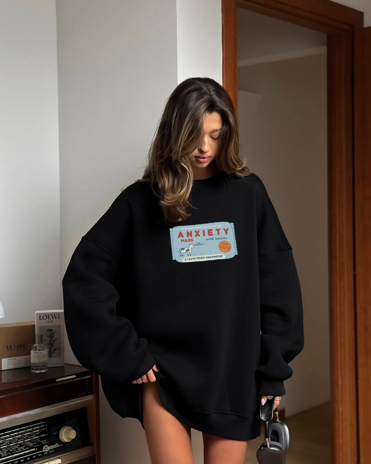 Kadın Oversize Sweatshirt Elbise Anxiety Bar Baskılı Siyah – Bisiklet Yaka, 3 İplik Şardounlu Polar