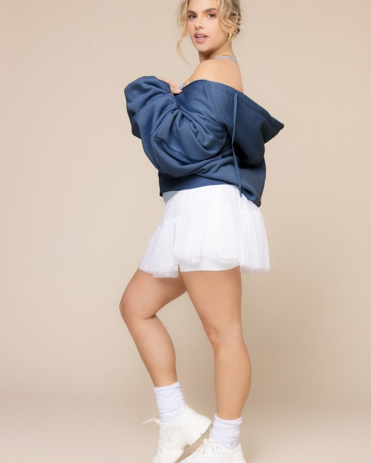 Kadın Koyu Mavi Kapüşonlu Sweatshirt Fermuarlı 3 İplik Şardonlu Oversize Kesim
