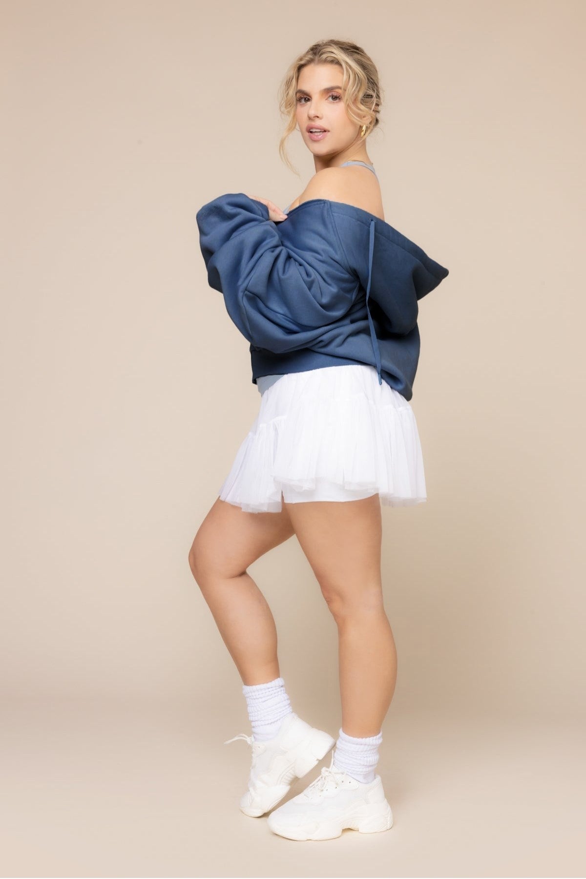 Kadın Koyu Mavi Kapüşonlu Sweatshirt Fermuarlı 3 İplik Şardonlu Oversize Kesim