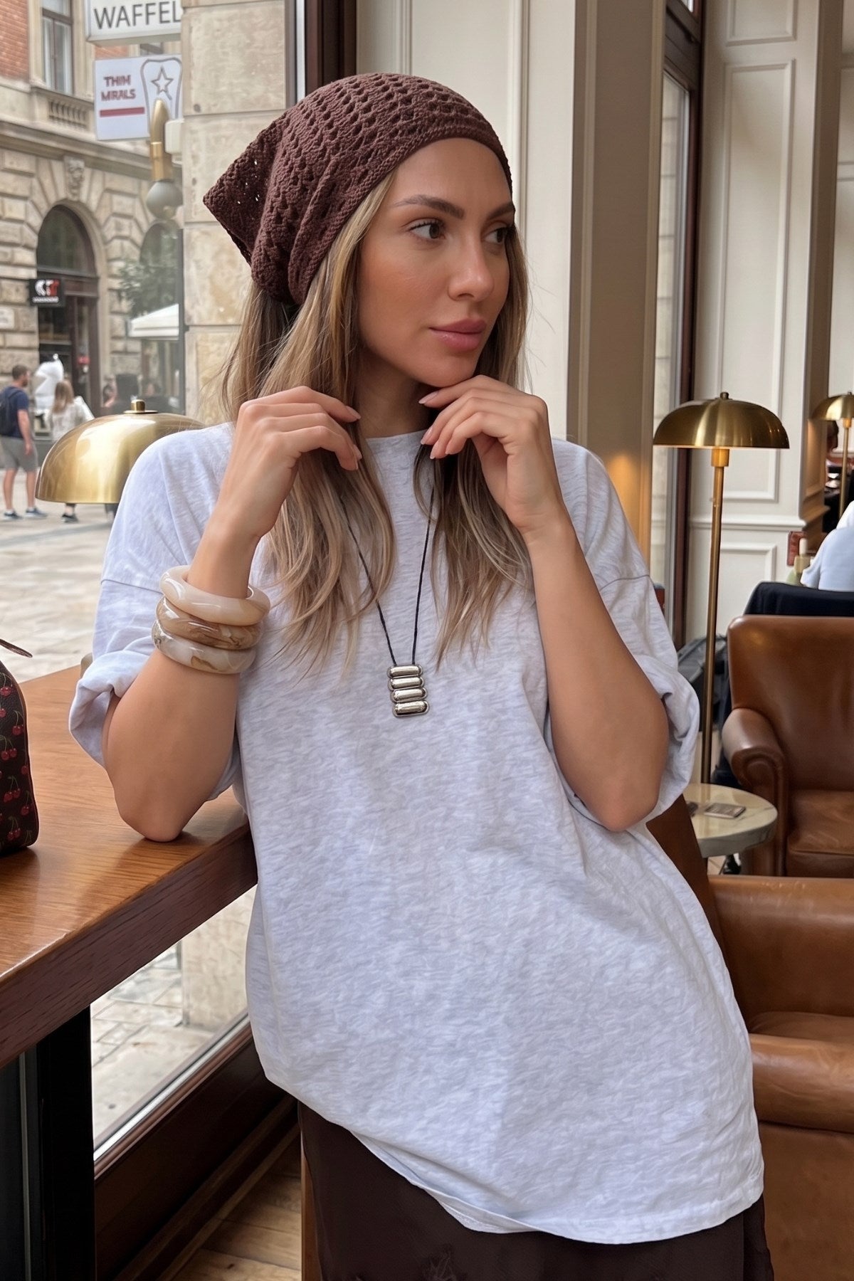 Kadın Luna Crochet Üçgen Bandana Kahverengi – Bağlamalı, Ajurlu Dokulu Yazlık Aksesuar